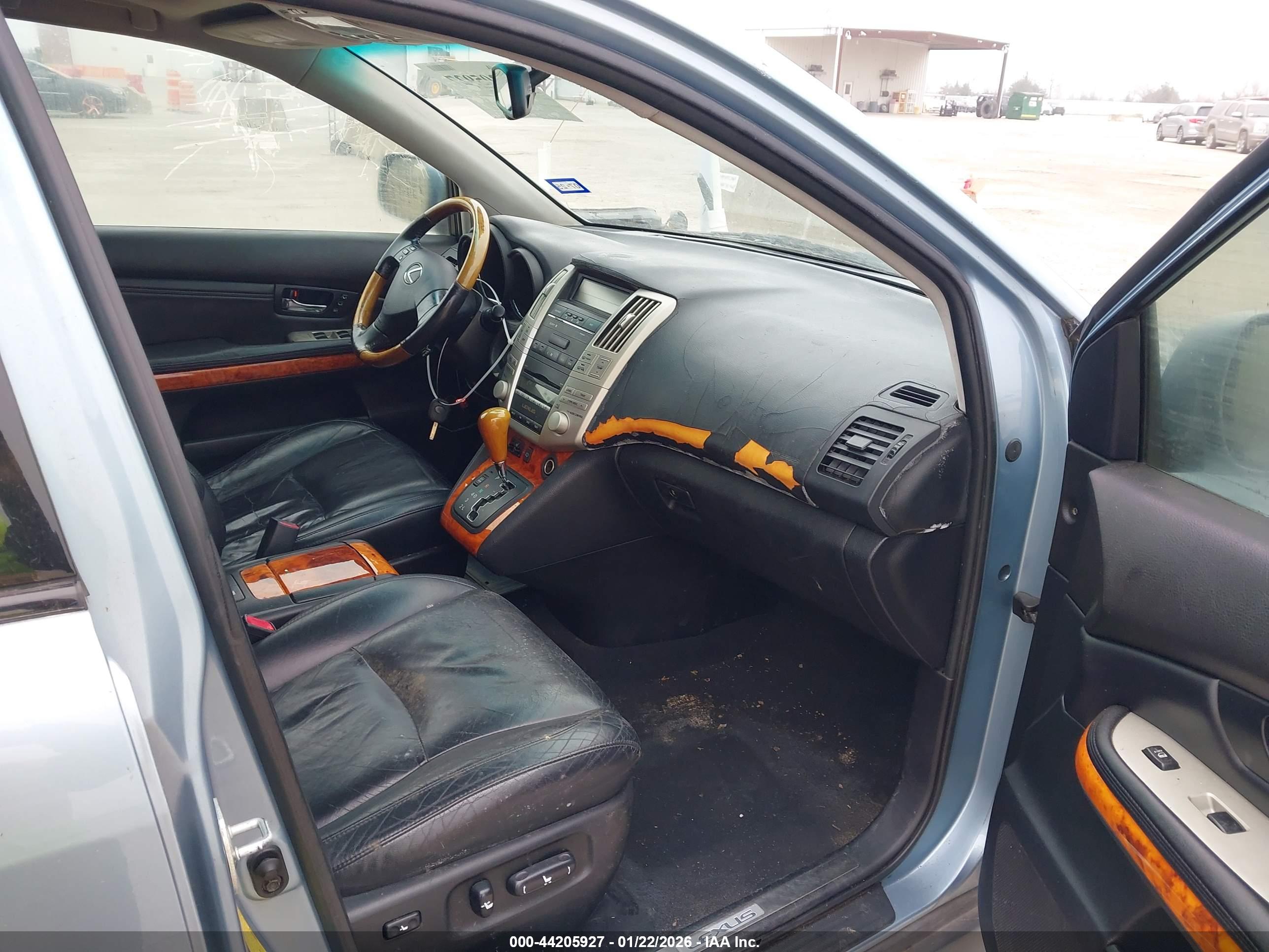 LEXUS RX image 5