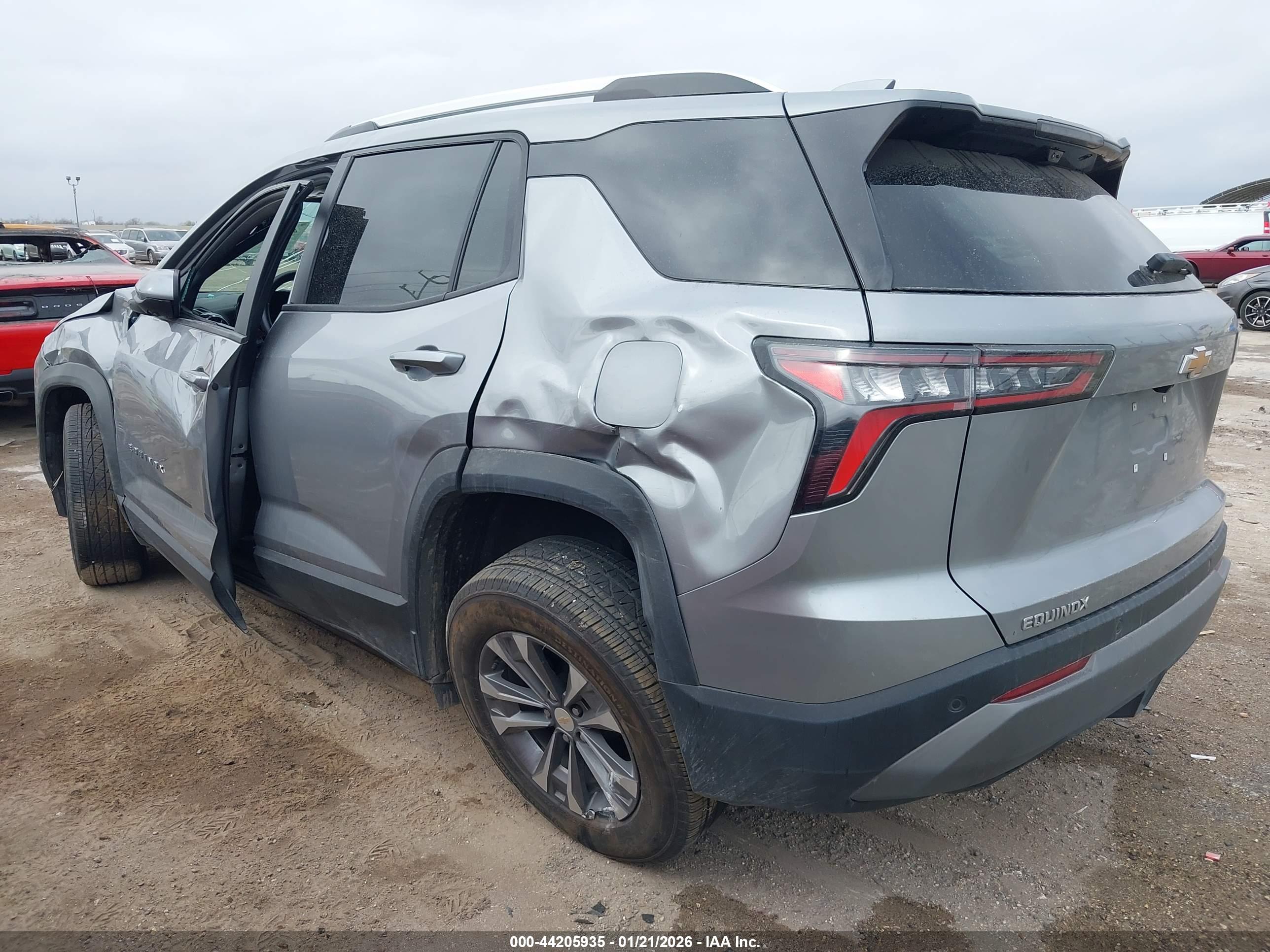 CHEVROLET EQUINOX image 3