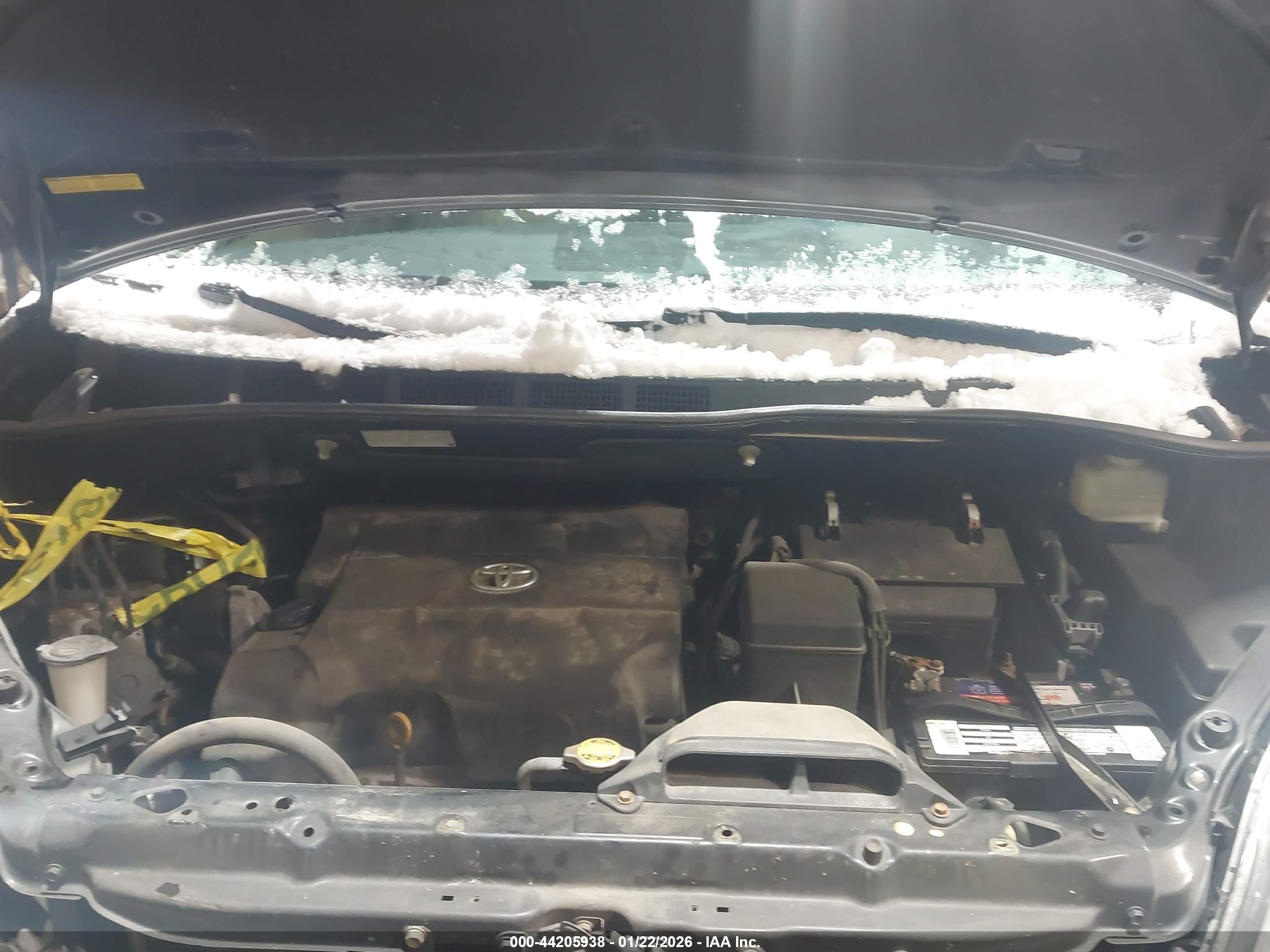 TOYOTA SIENNA image 10