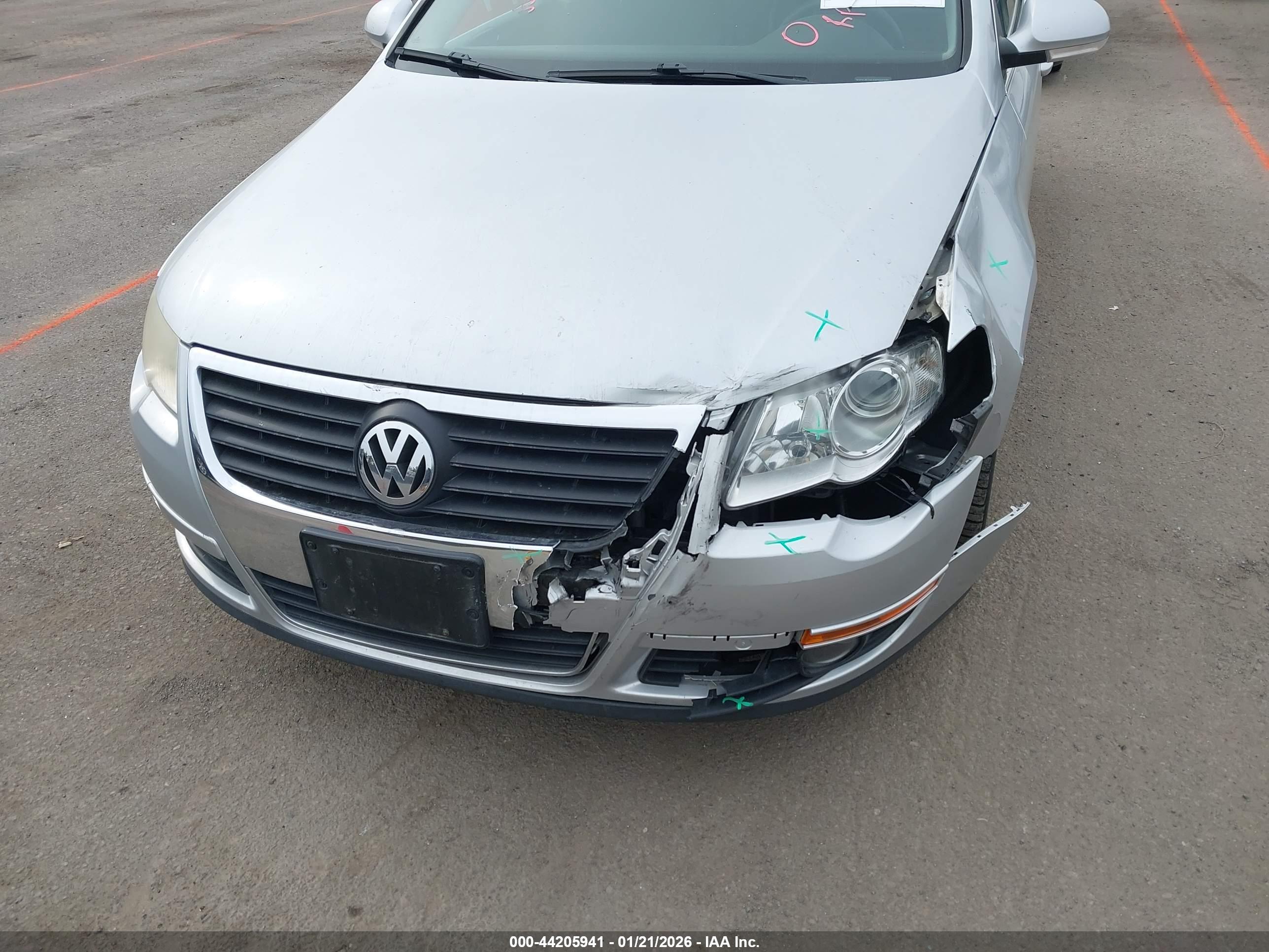VOLKSWAGEN PASSAT image 6
