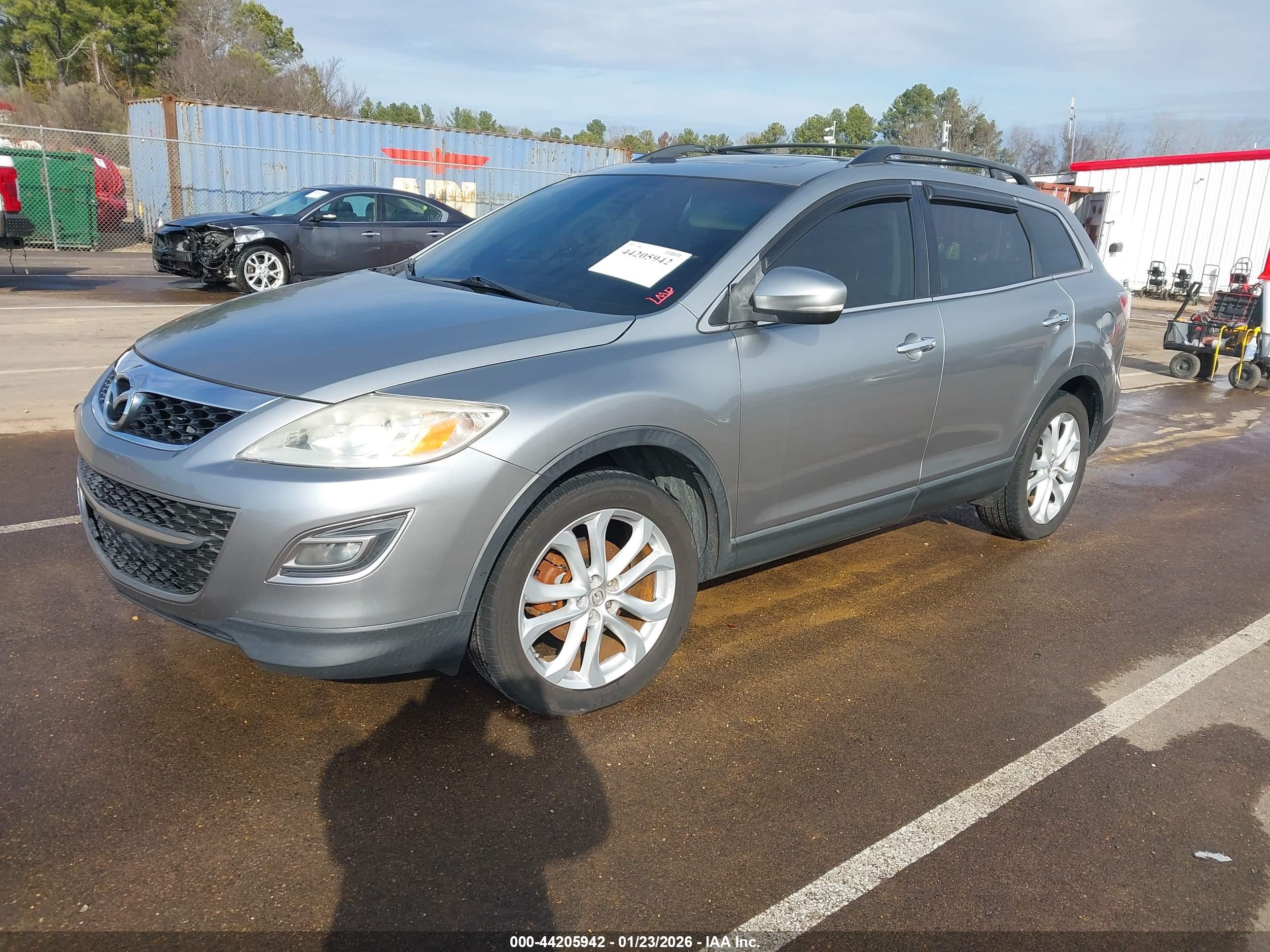 MAZDA CX-9 image 2