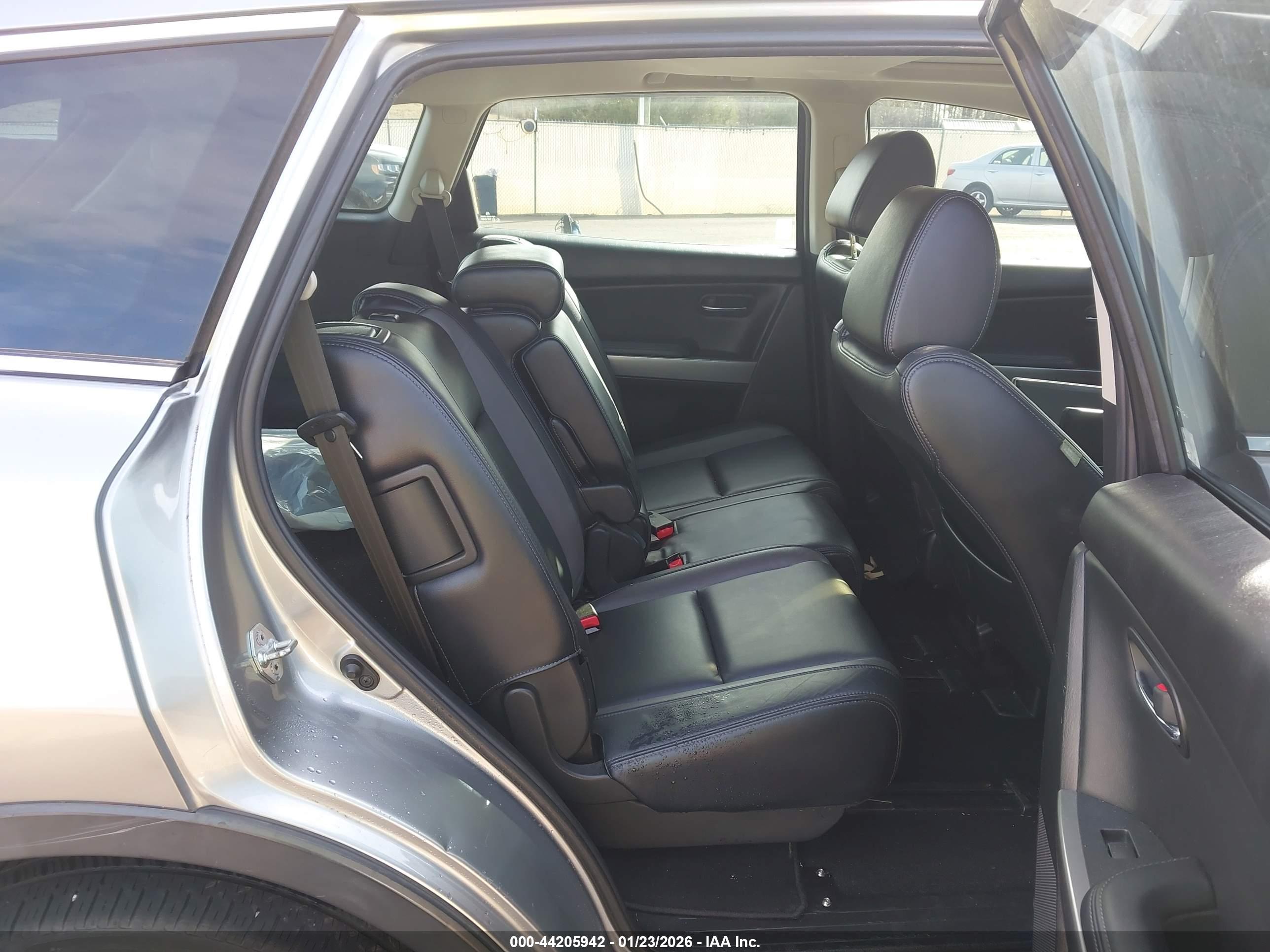 MAZDA CX-9 image 8
