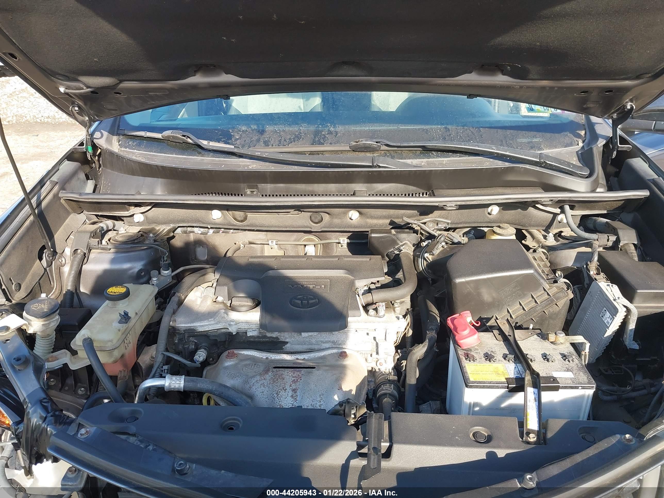 TOYOTA RAV4 image 10