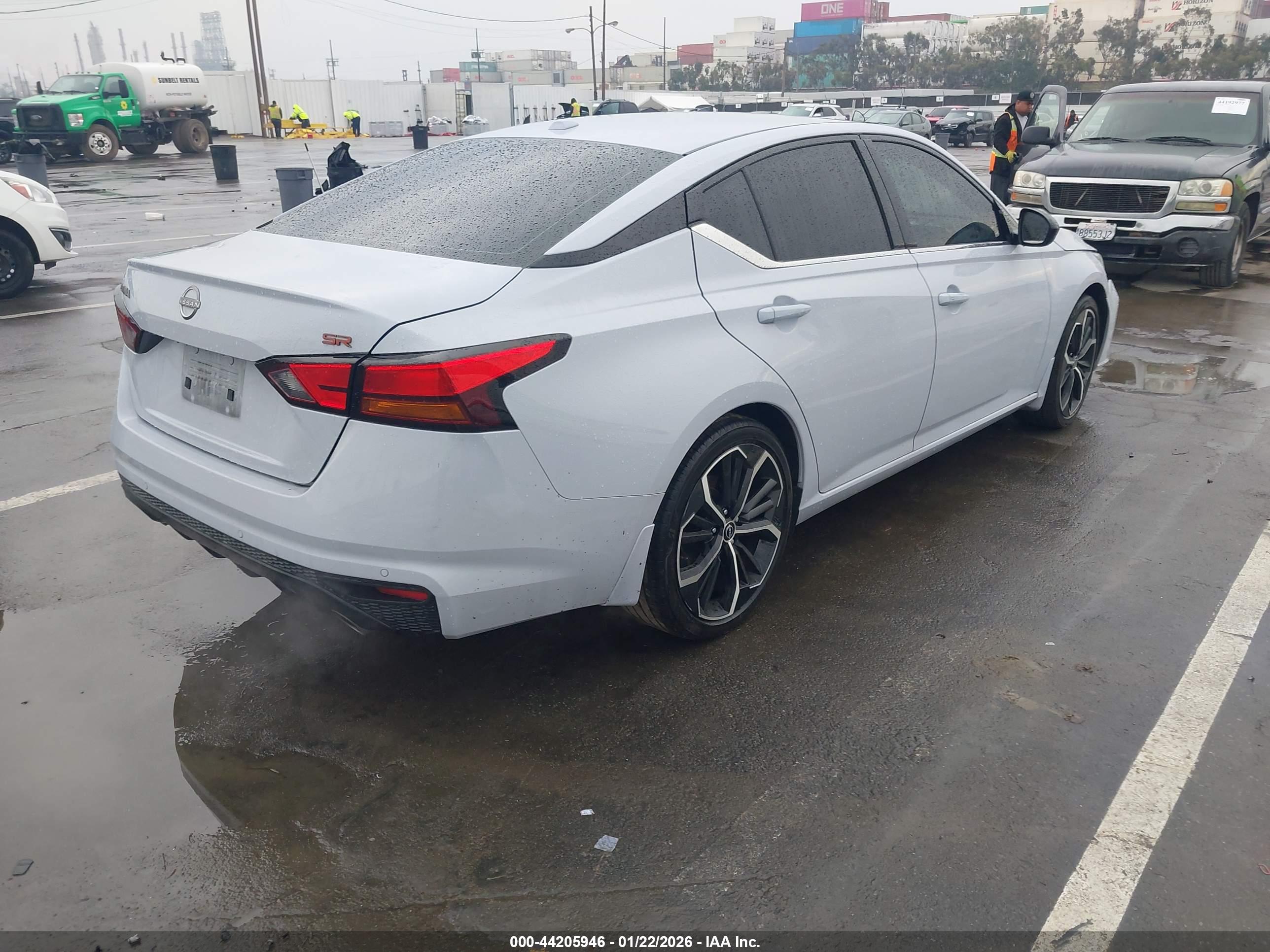 NISSAN ALTIMA image 4