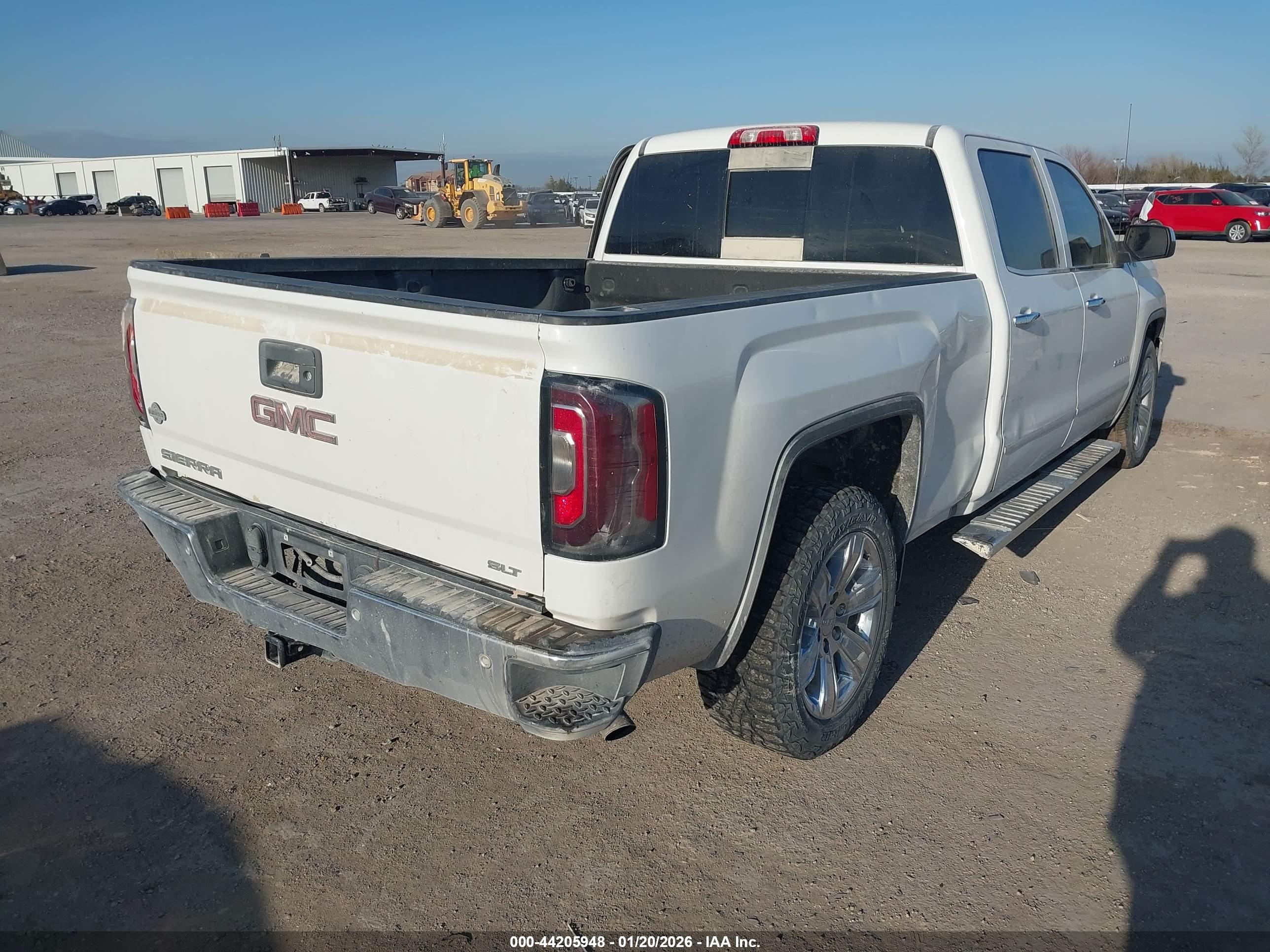 GMC SIERRA image 4