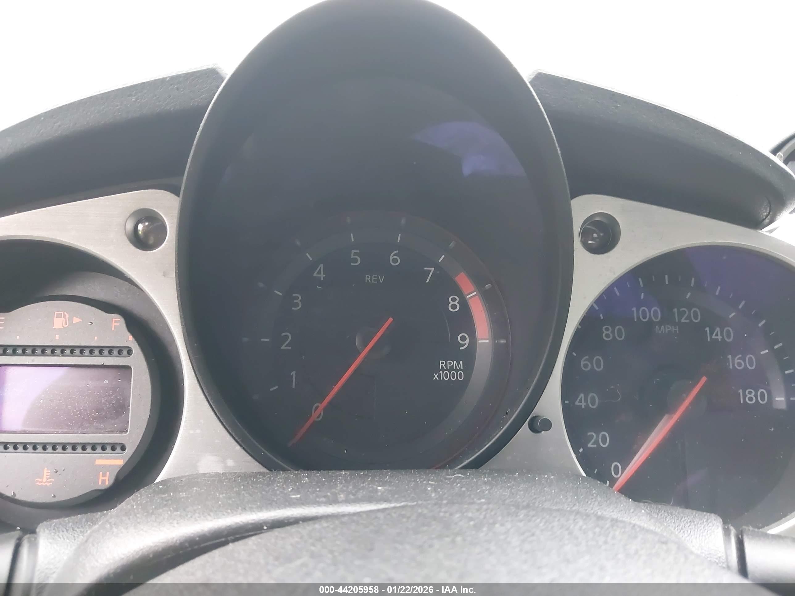 NISSAN 370Z image 7