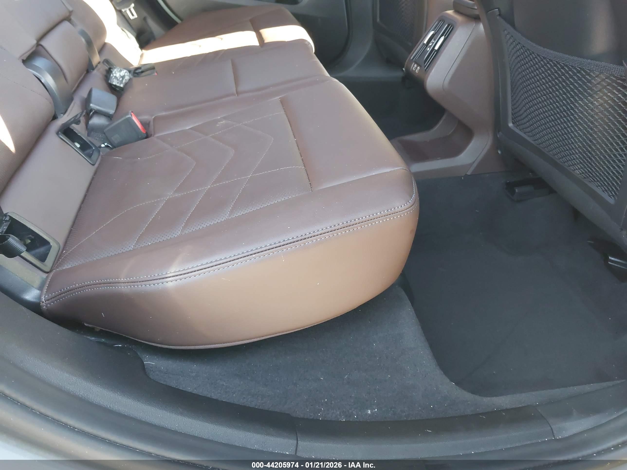 BMW X1 image 8