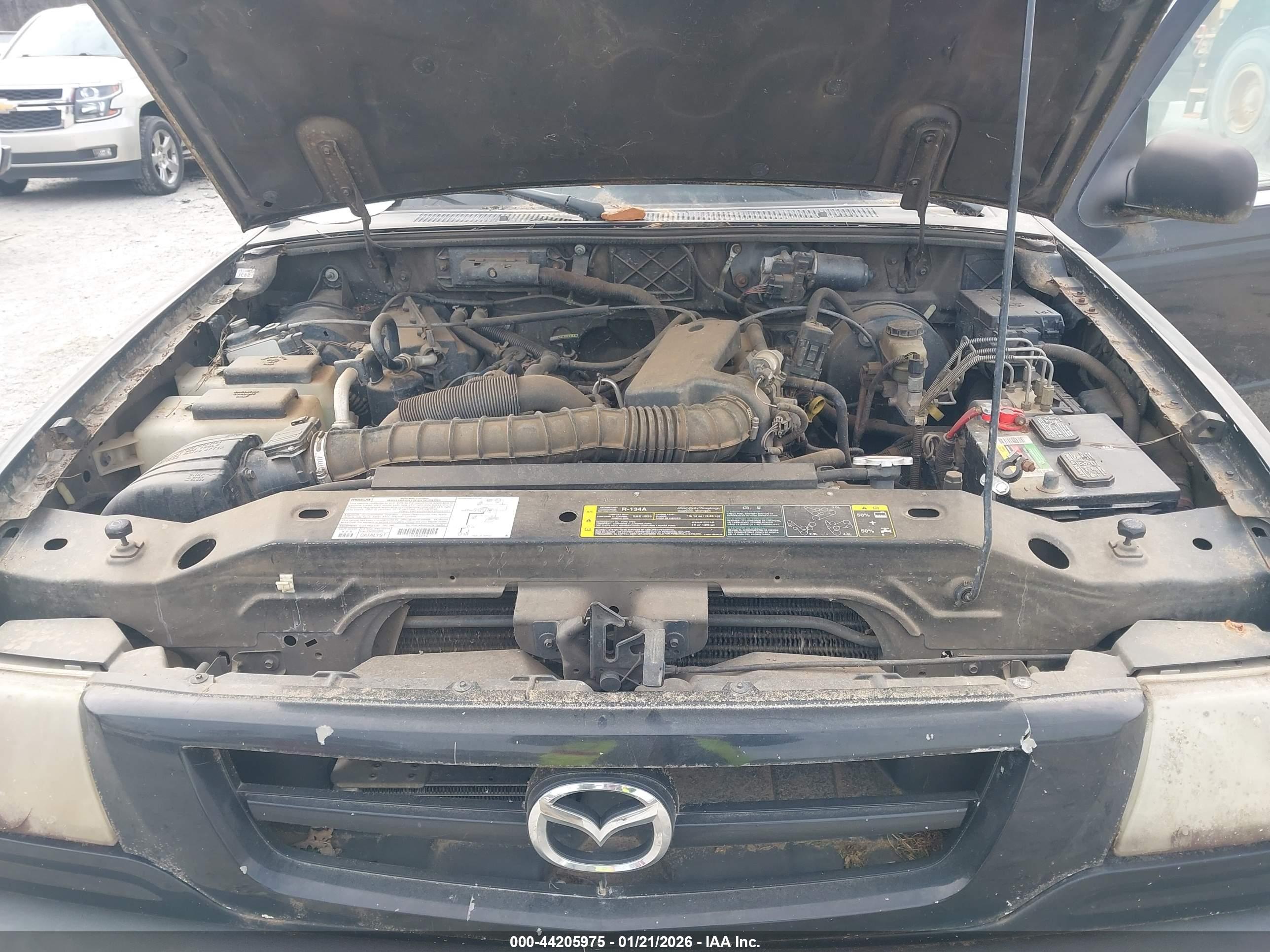 MAZDA B3000 image 10