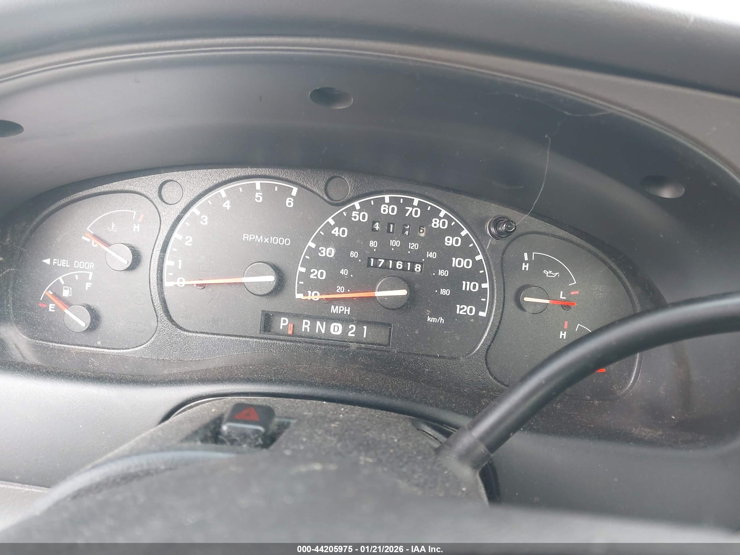 MAZDA B3000 image 7