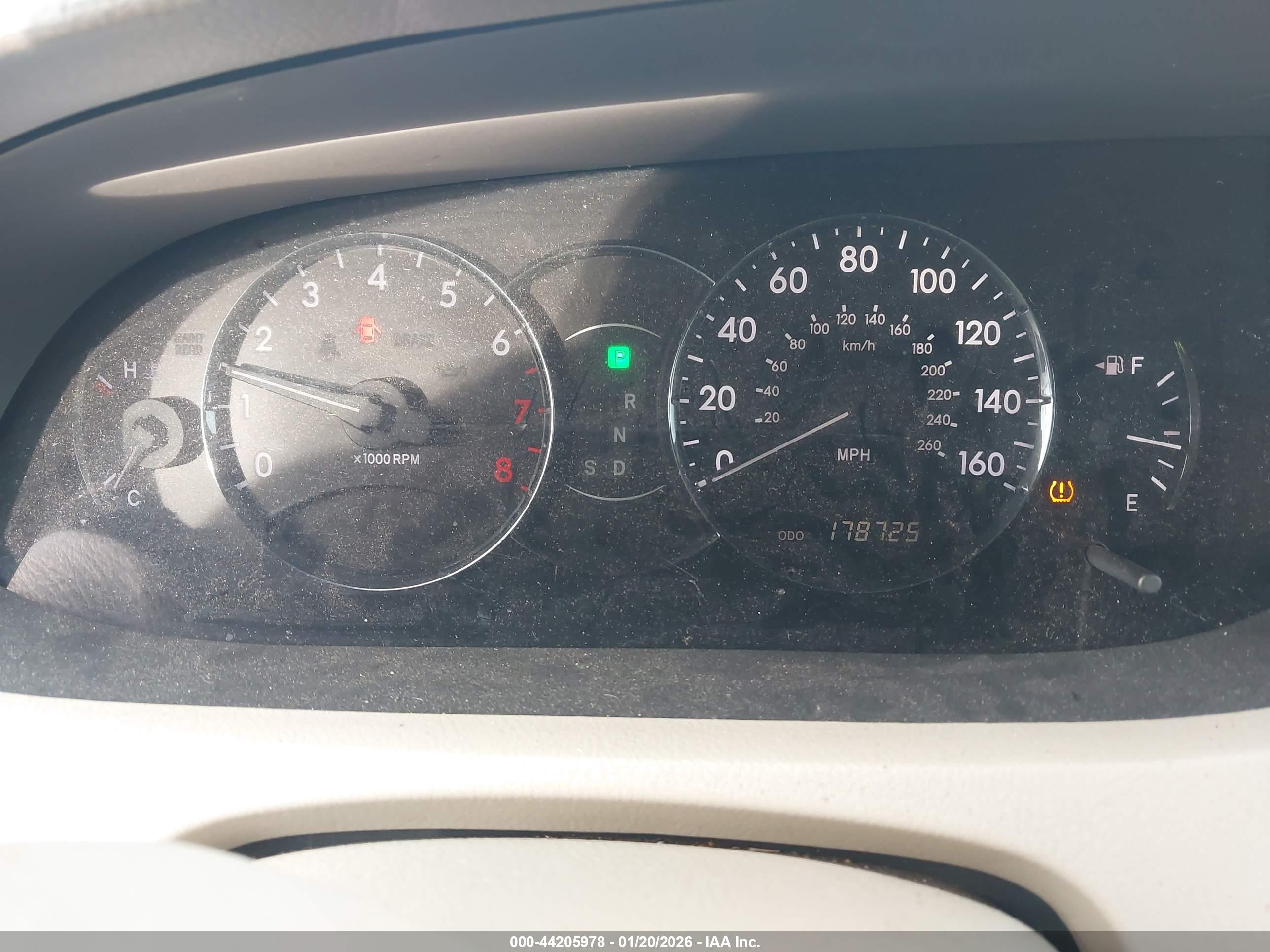 TOYOTA AVALON image 7