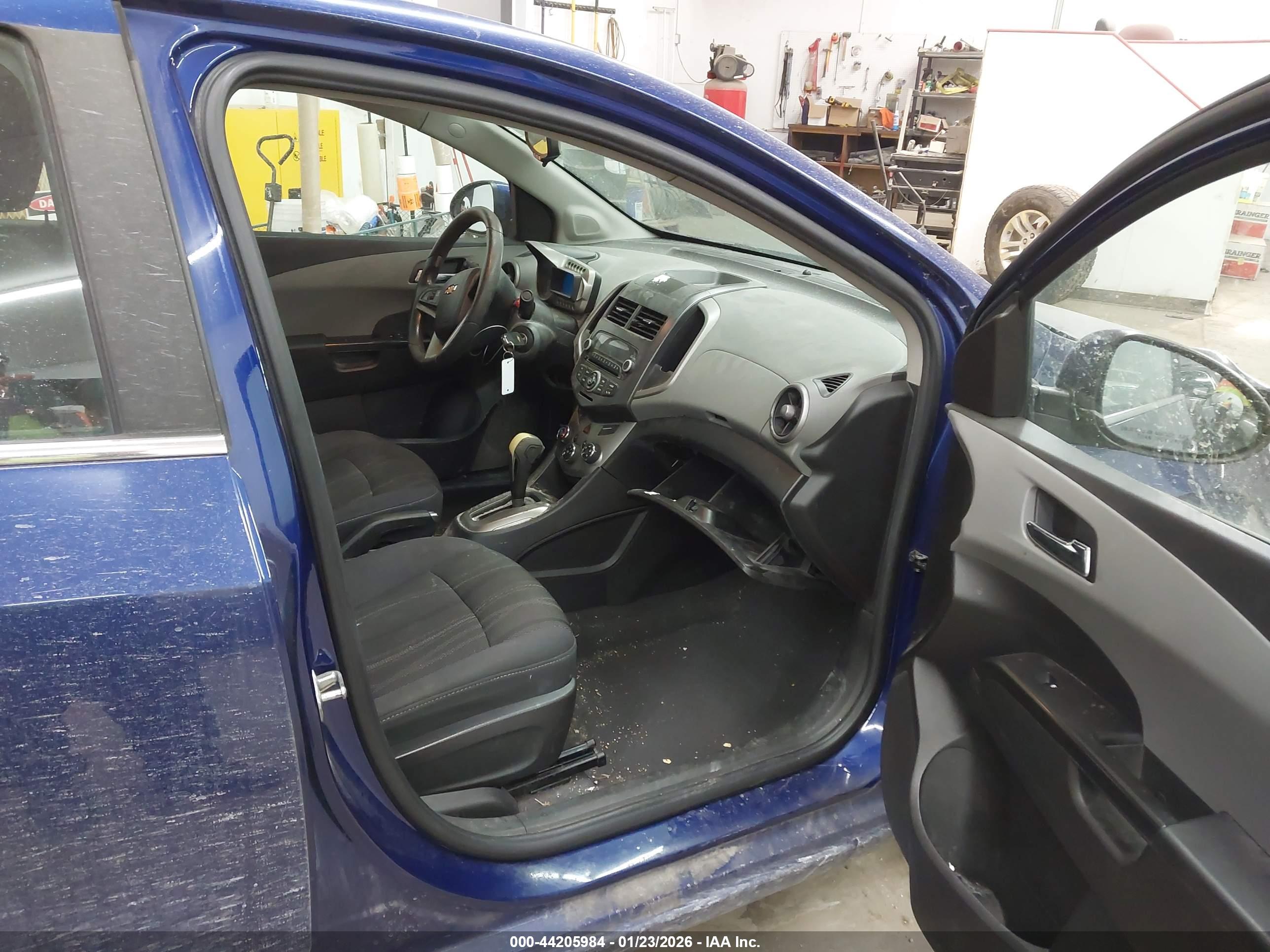 CHEVROLET SONIC image 5
