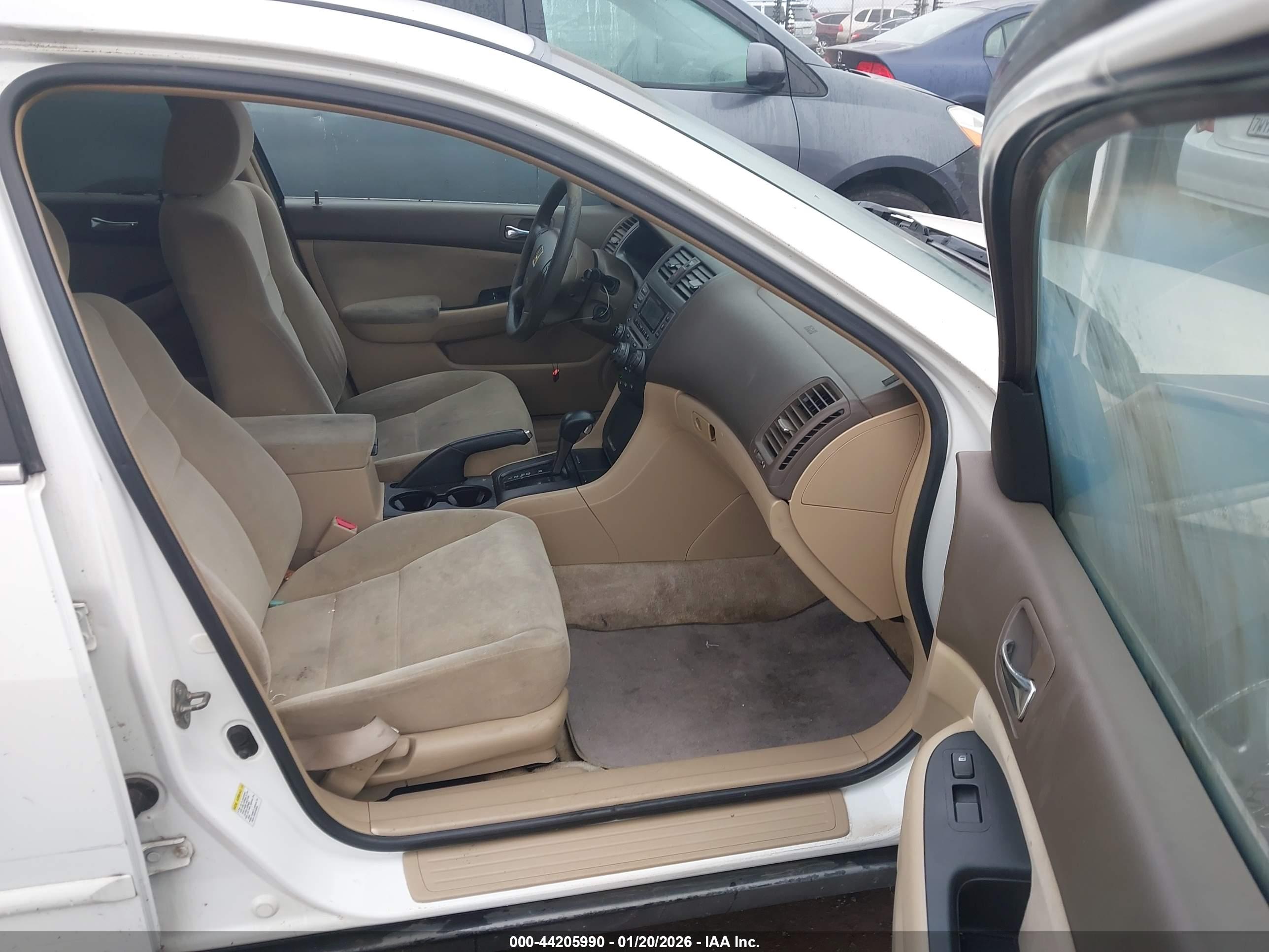 HONDA ACCORD image 5
