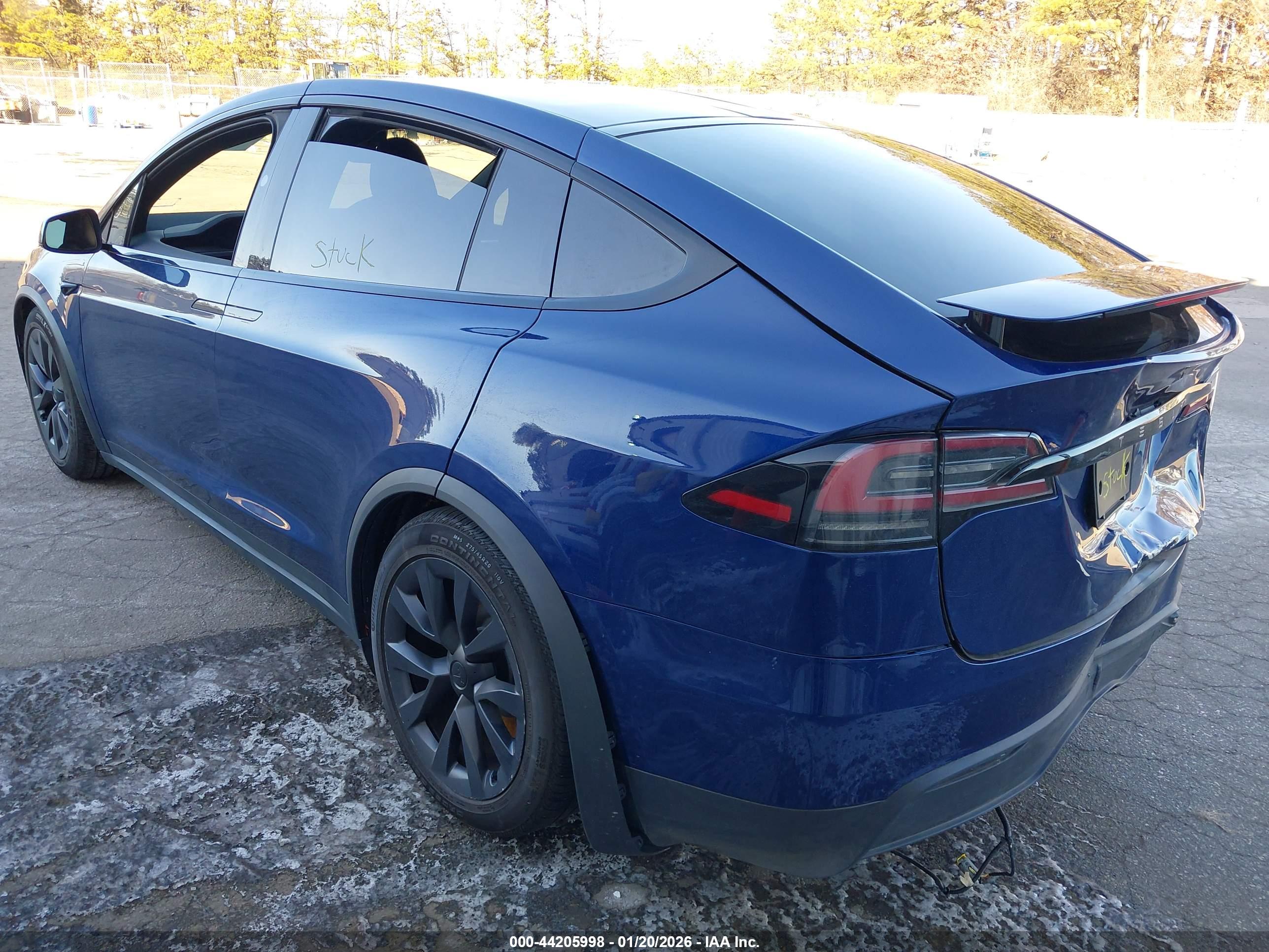 TESLA MODEL image 3