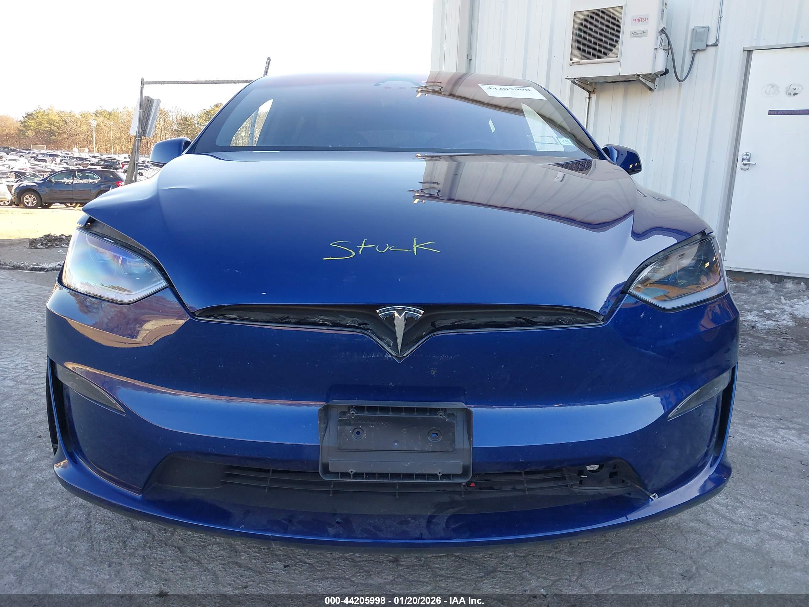 TESLA MODEL image 6