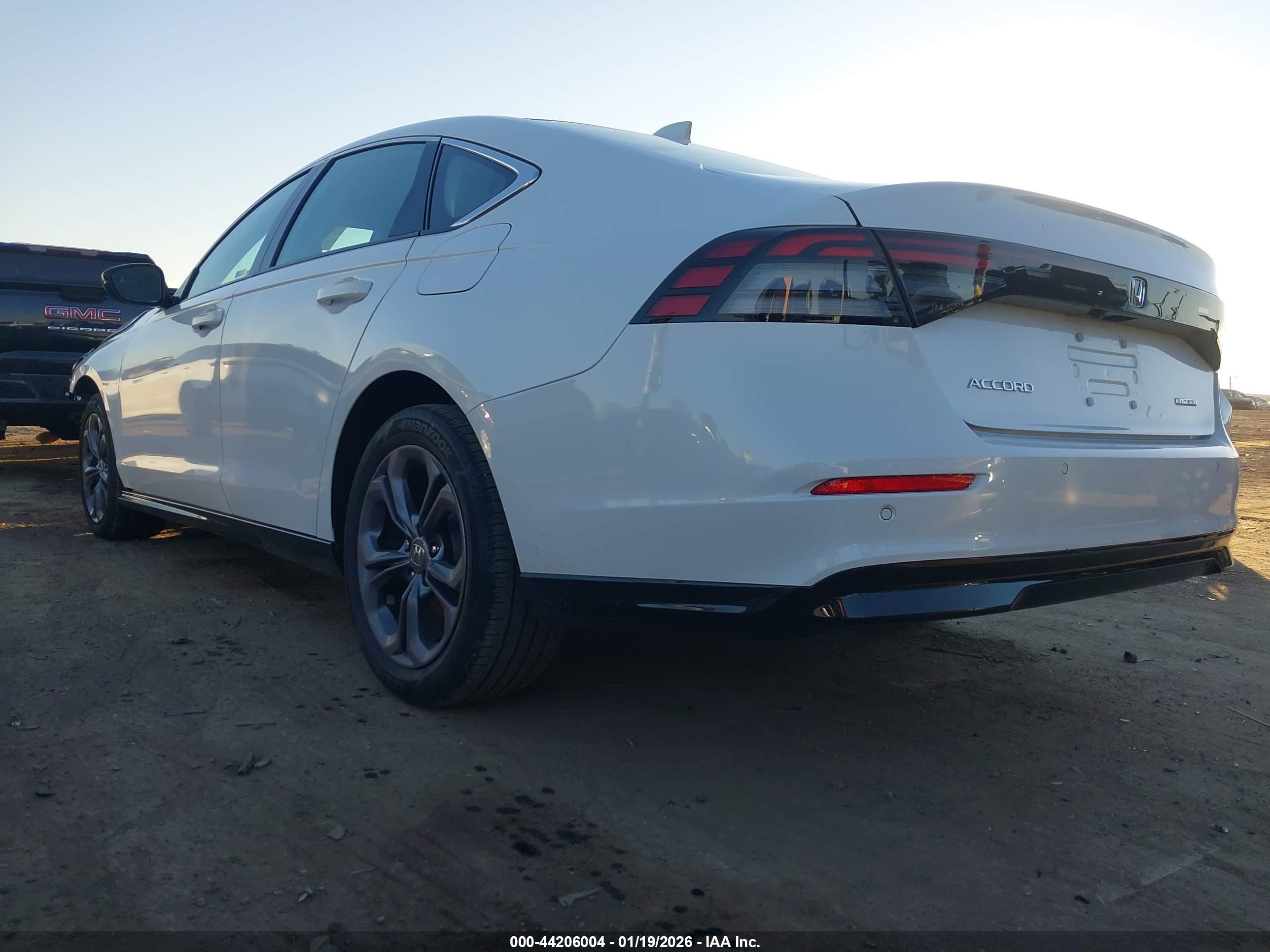 HONDA ACCORD image 3