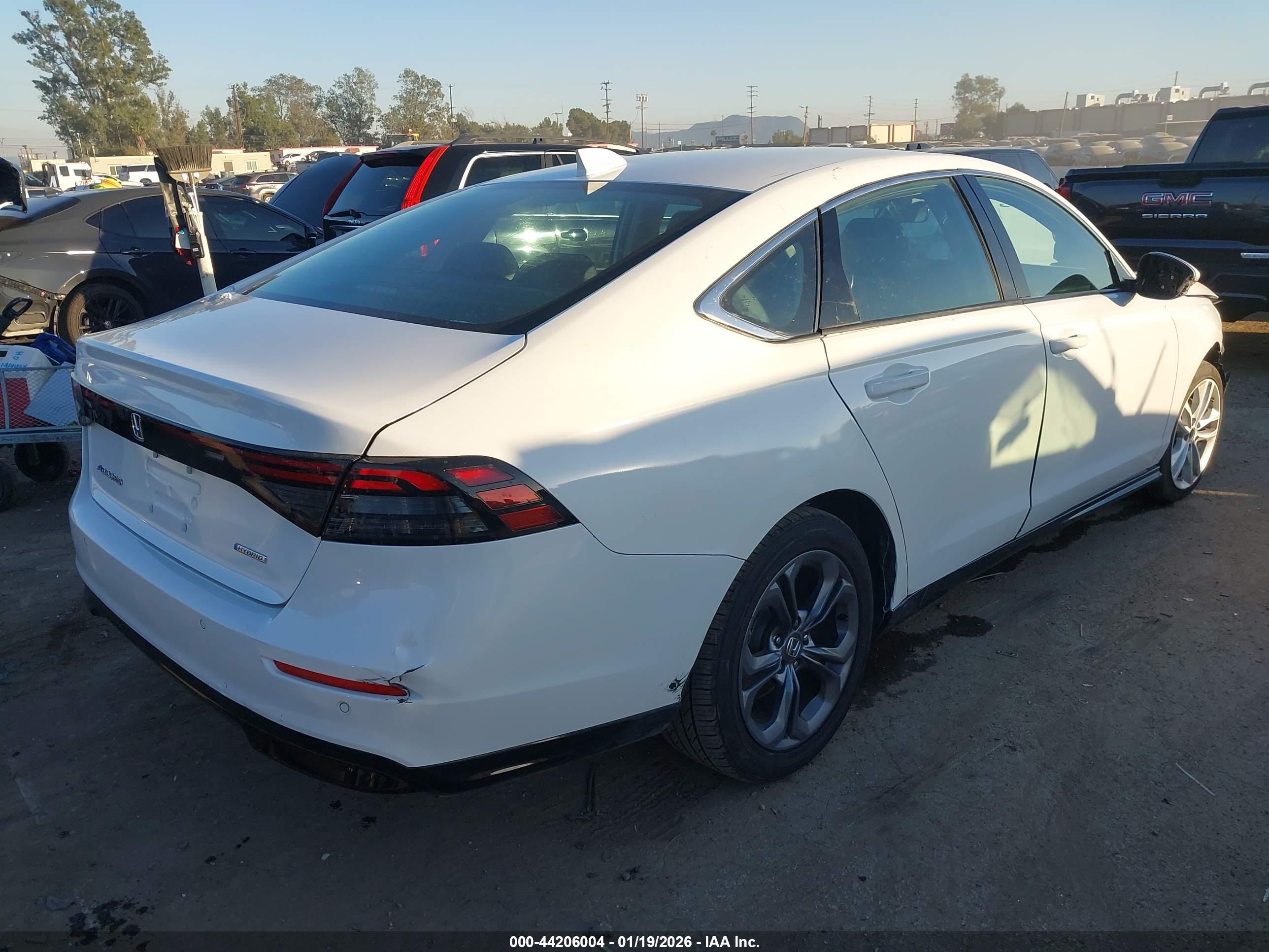 HONDA ACCORD image 4