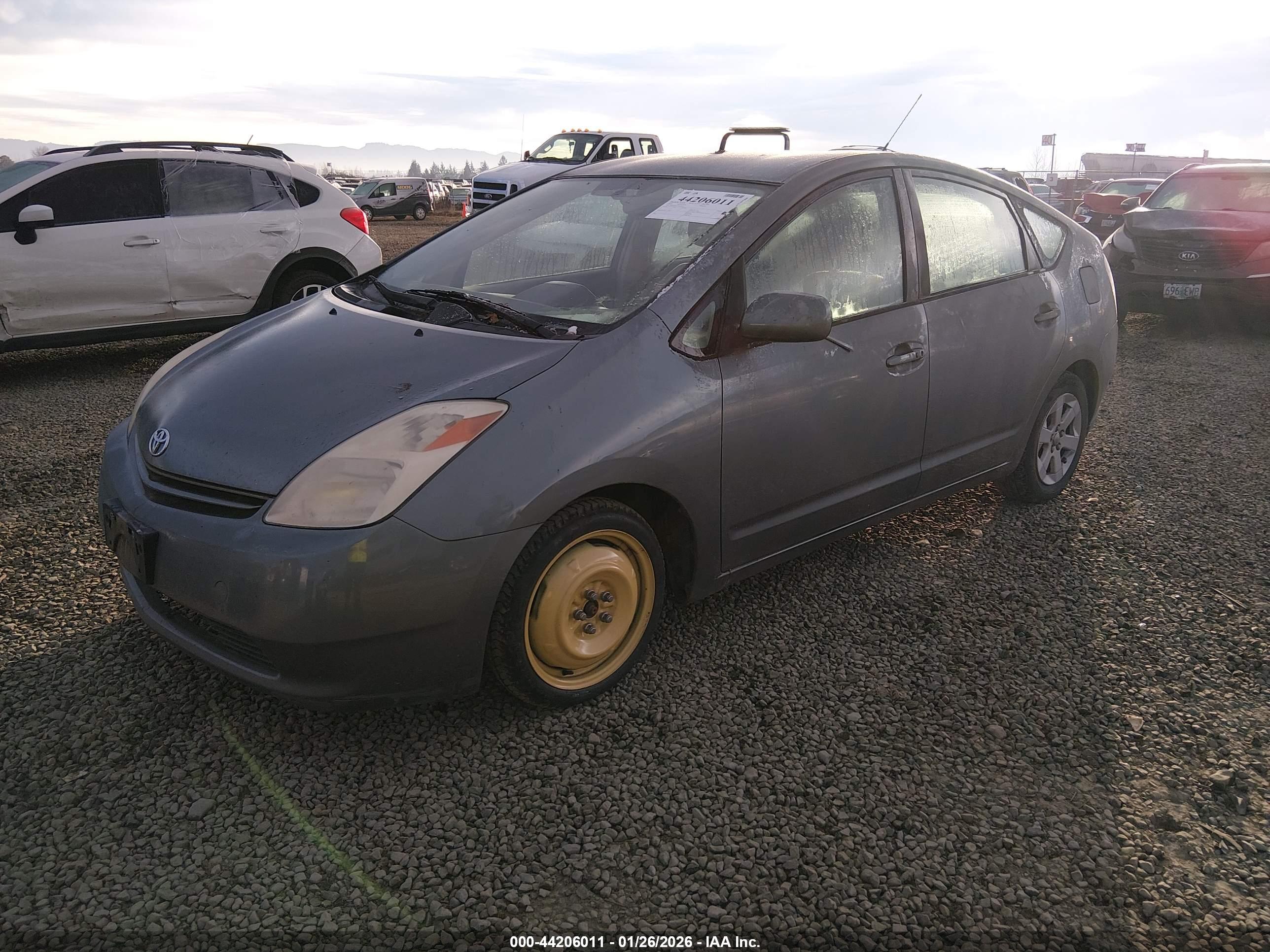 TOYOTA PRIUS image 2