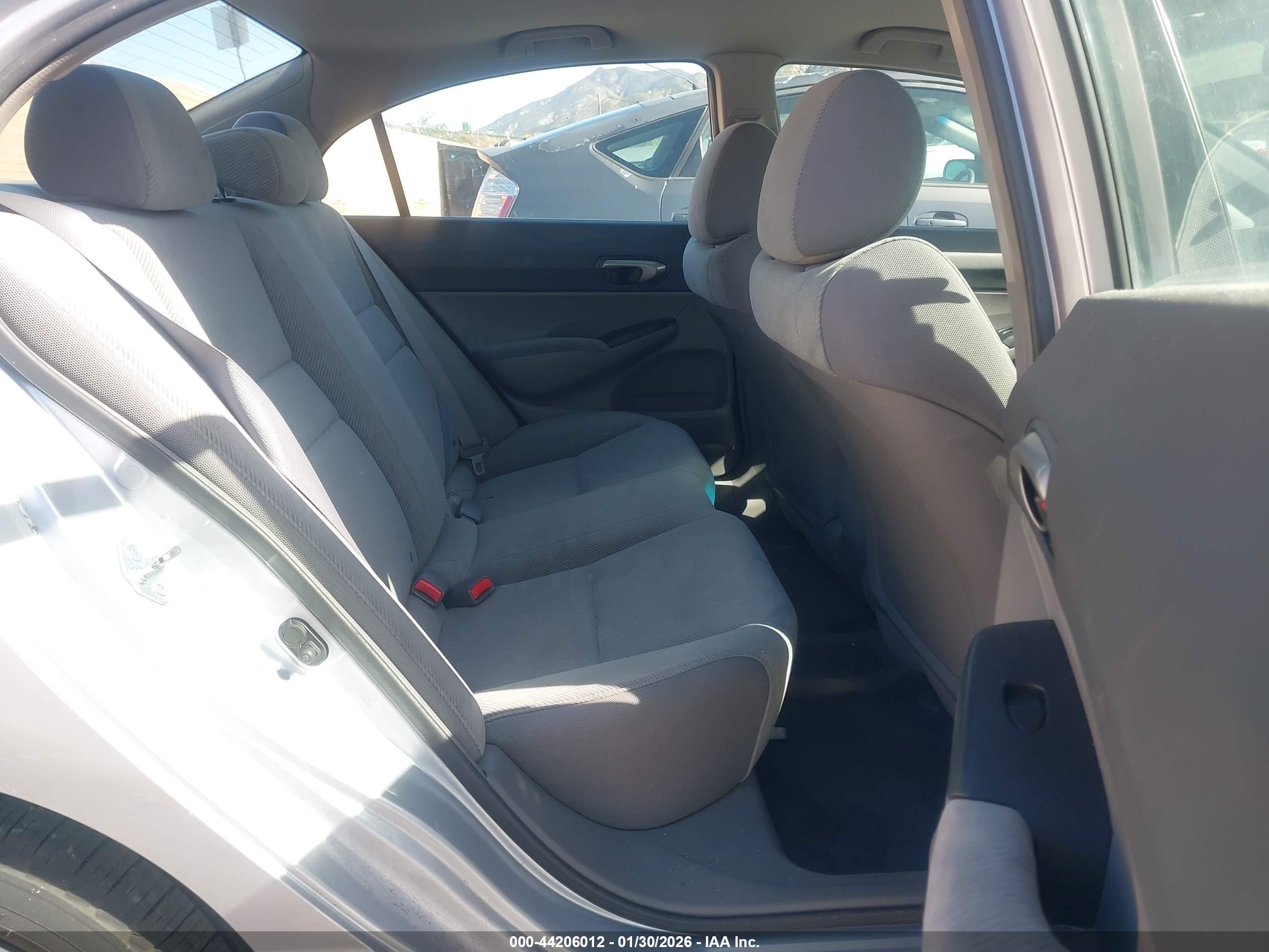 HONDA CIVIC image 8