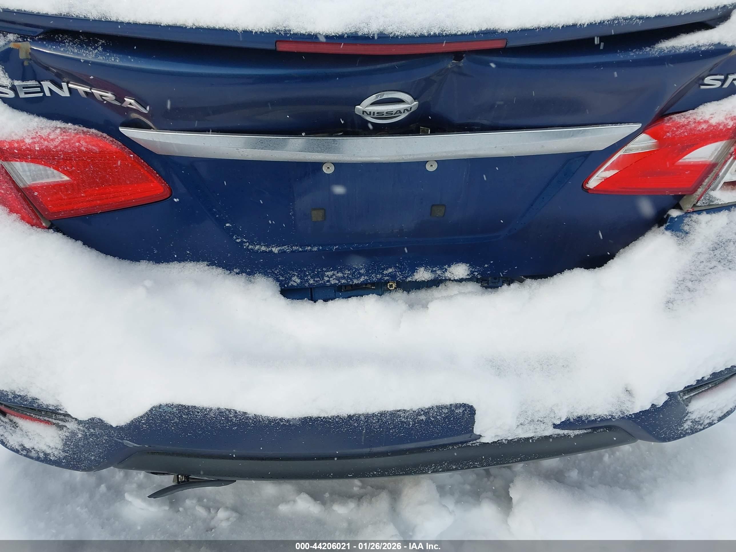 NISSAN SENTRA image 6