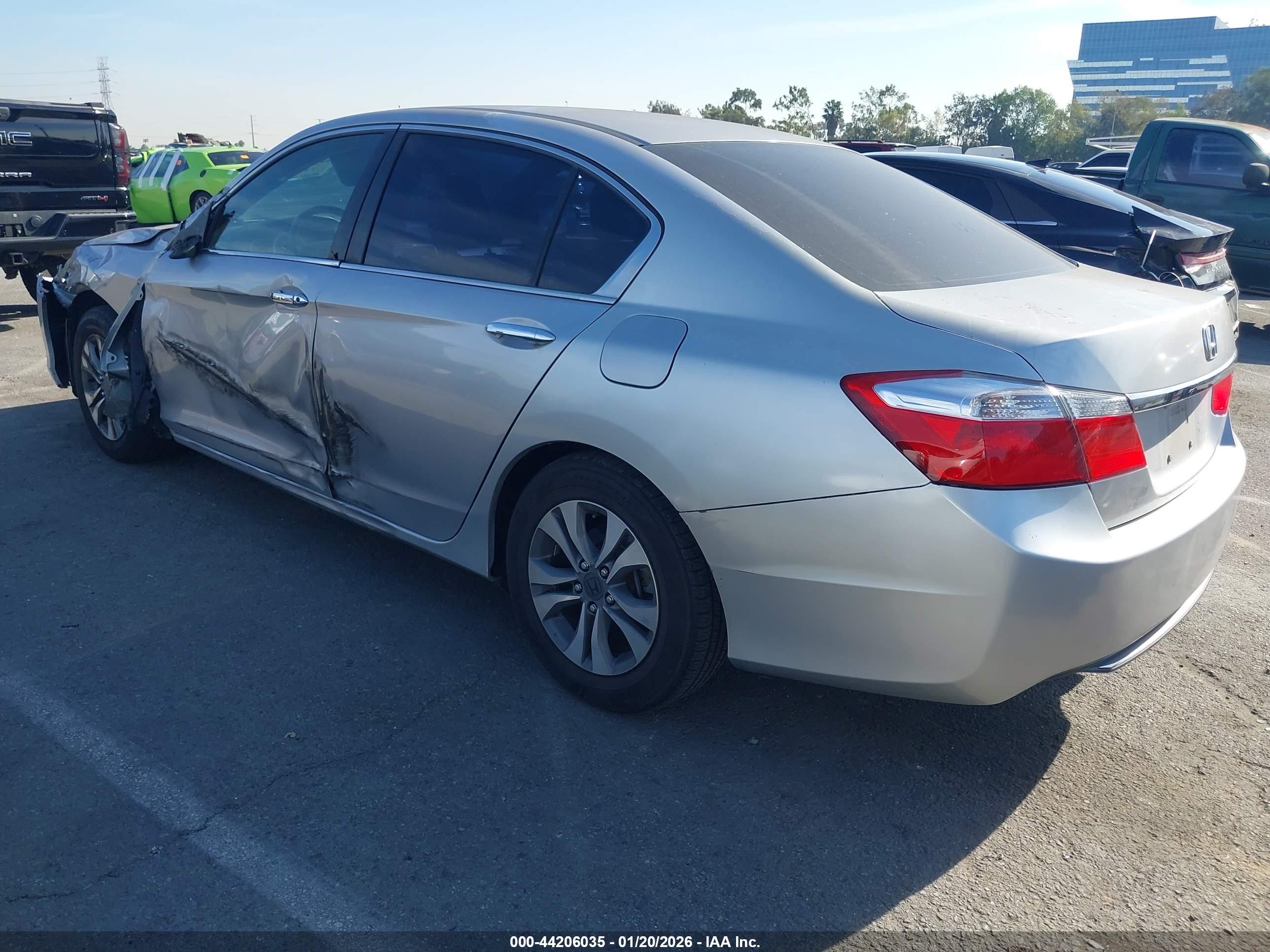 HONDA ACCORD image 3