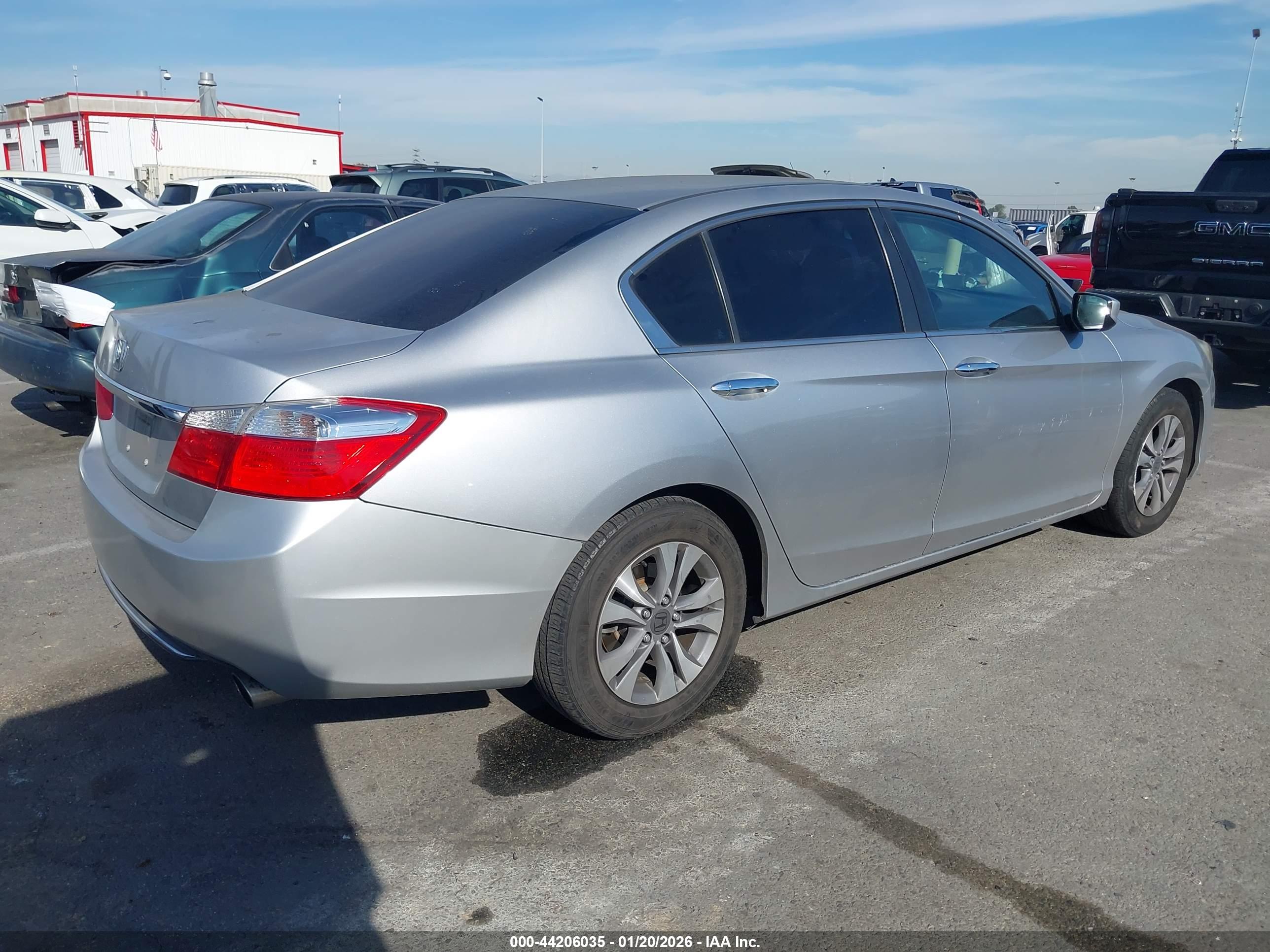 HONDA ACCORD image 4