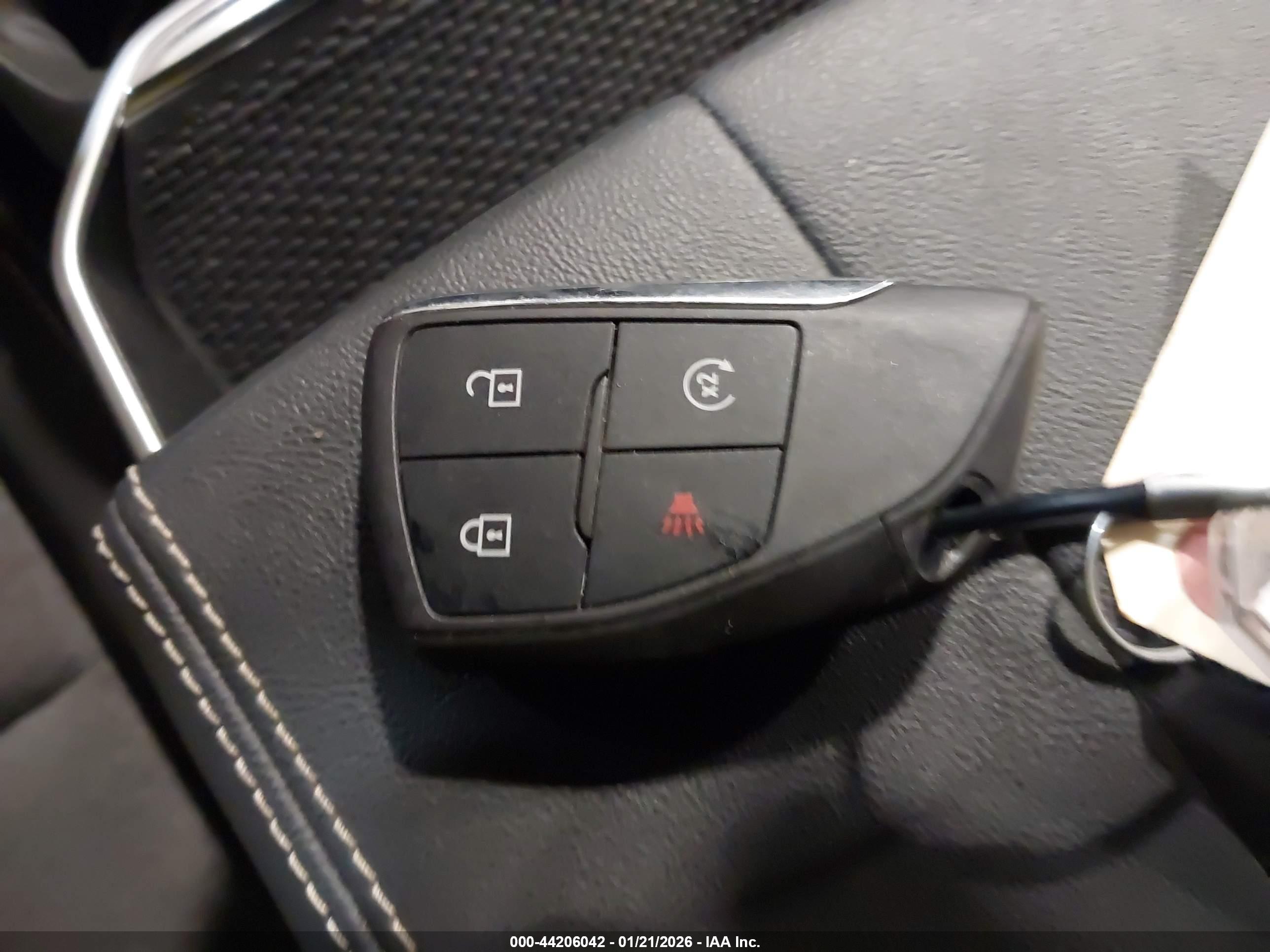 GMC TERRAIN image 11