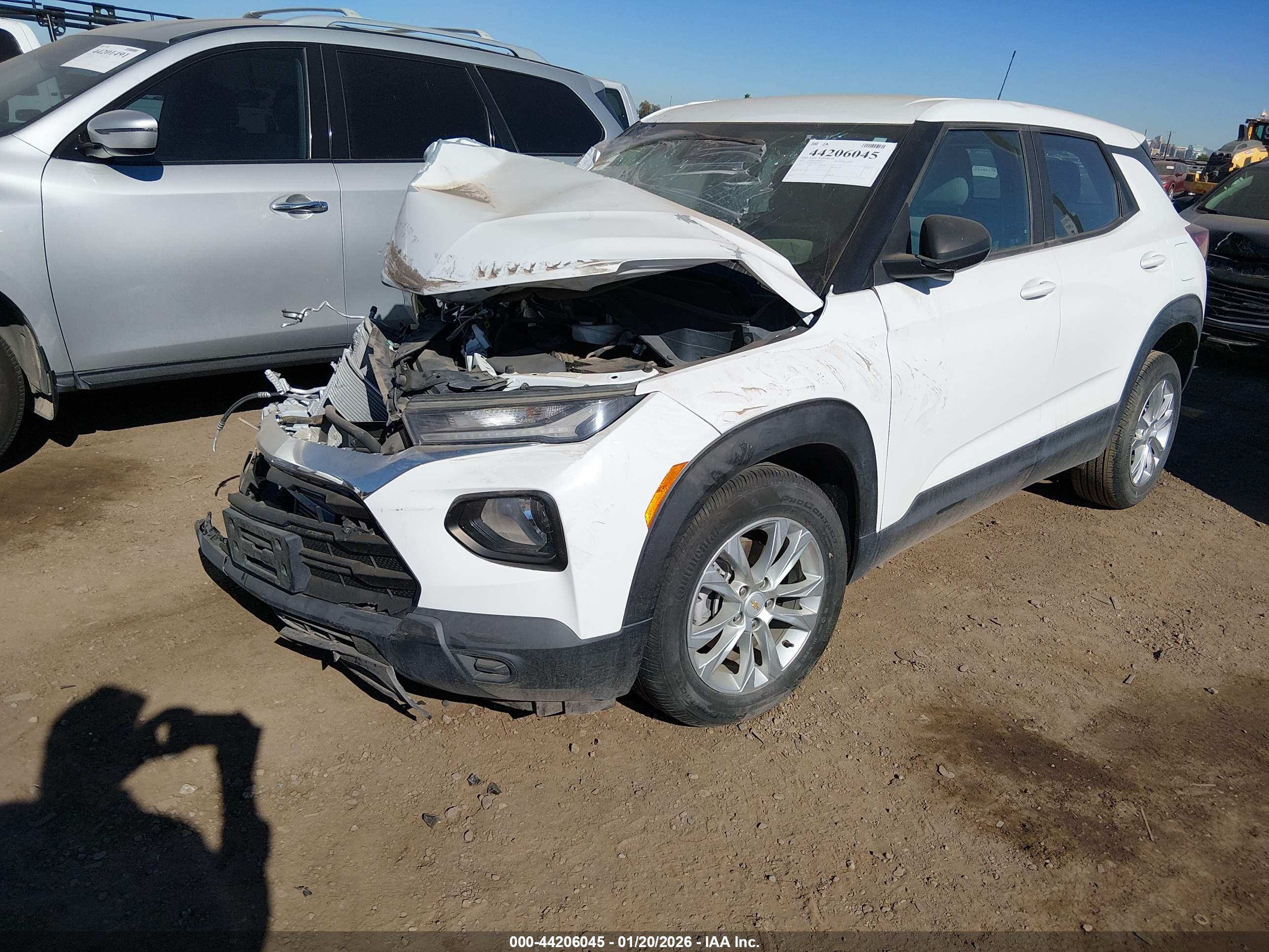 CHEVROLET TRAILBLAZER image 2