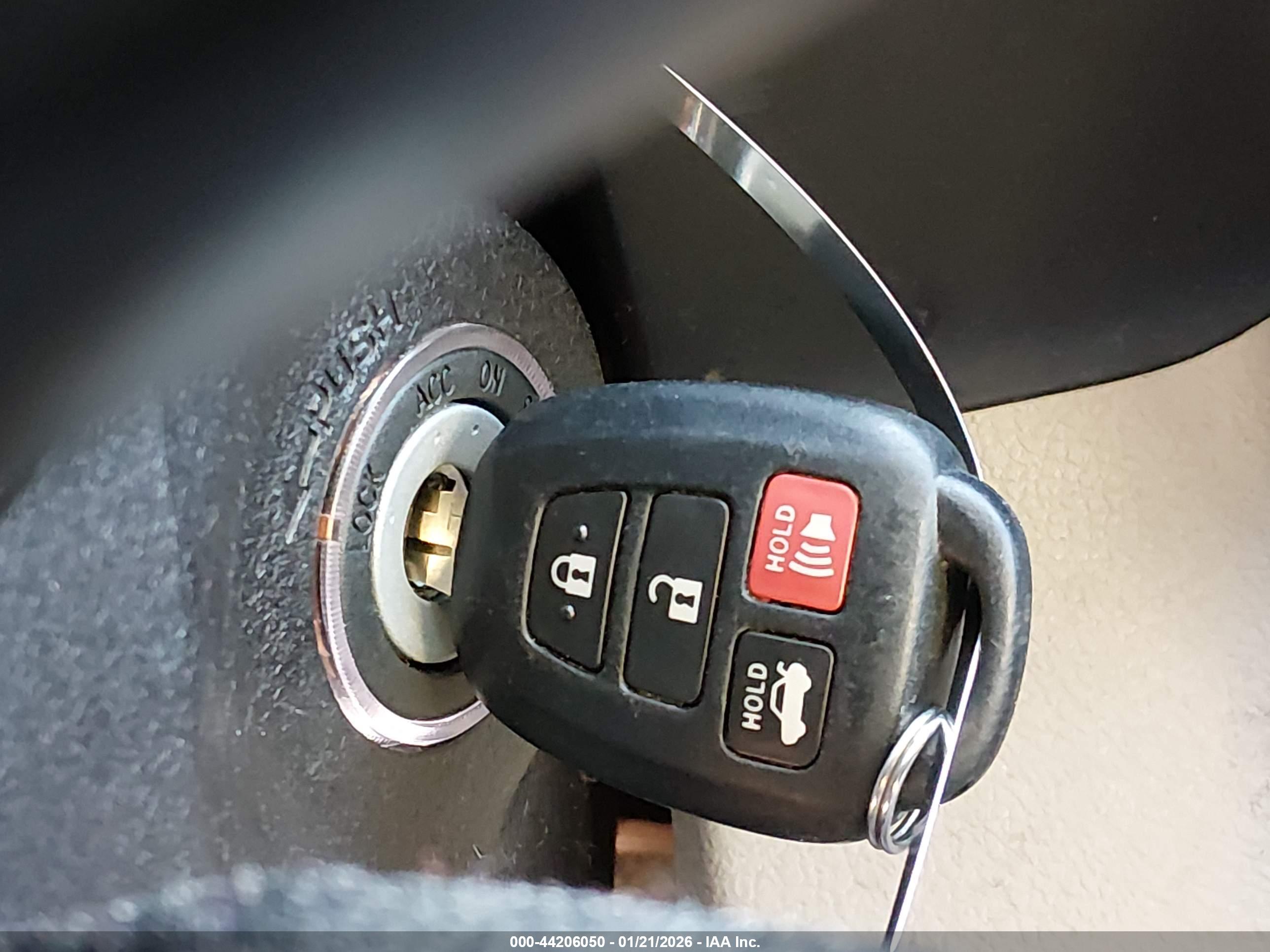 TOYOTA CAMRY image 11