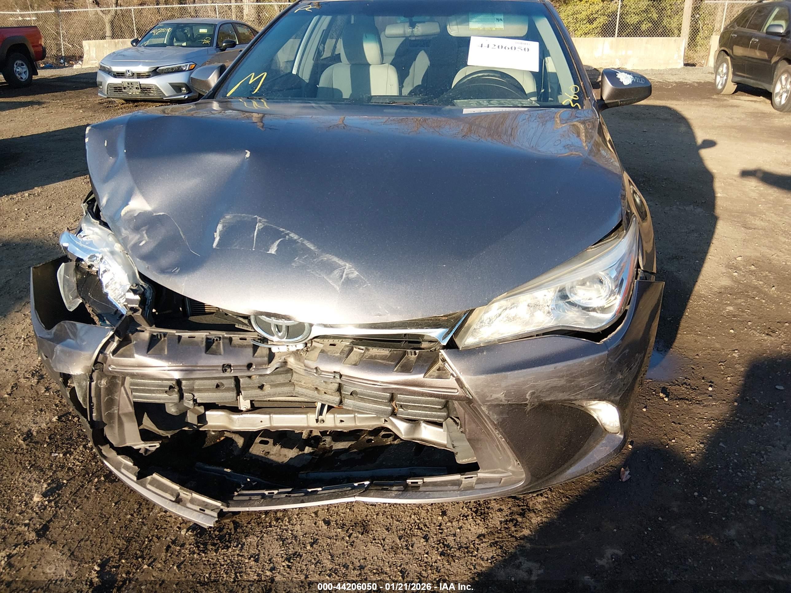 TOYOTA CAMRY image 6