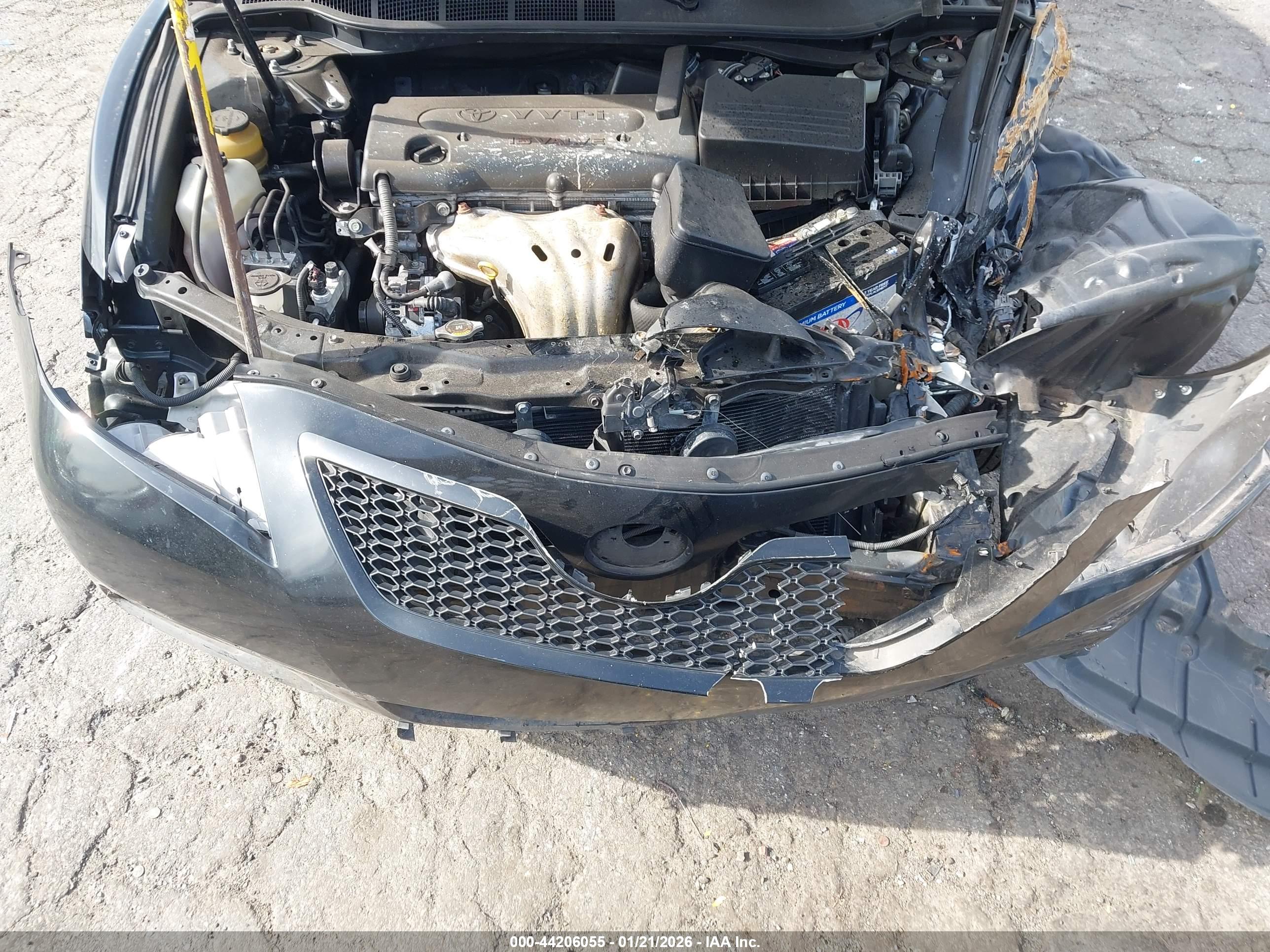 TOYOTA CAMRY image 10