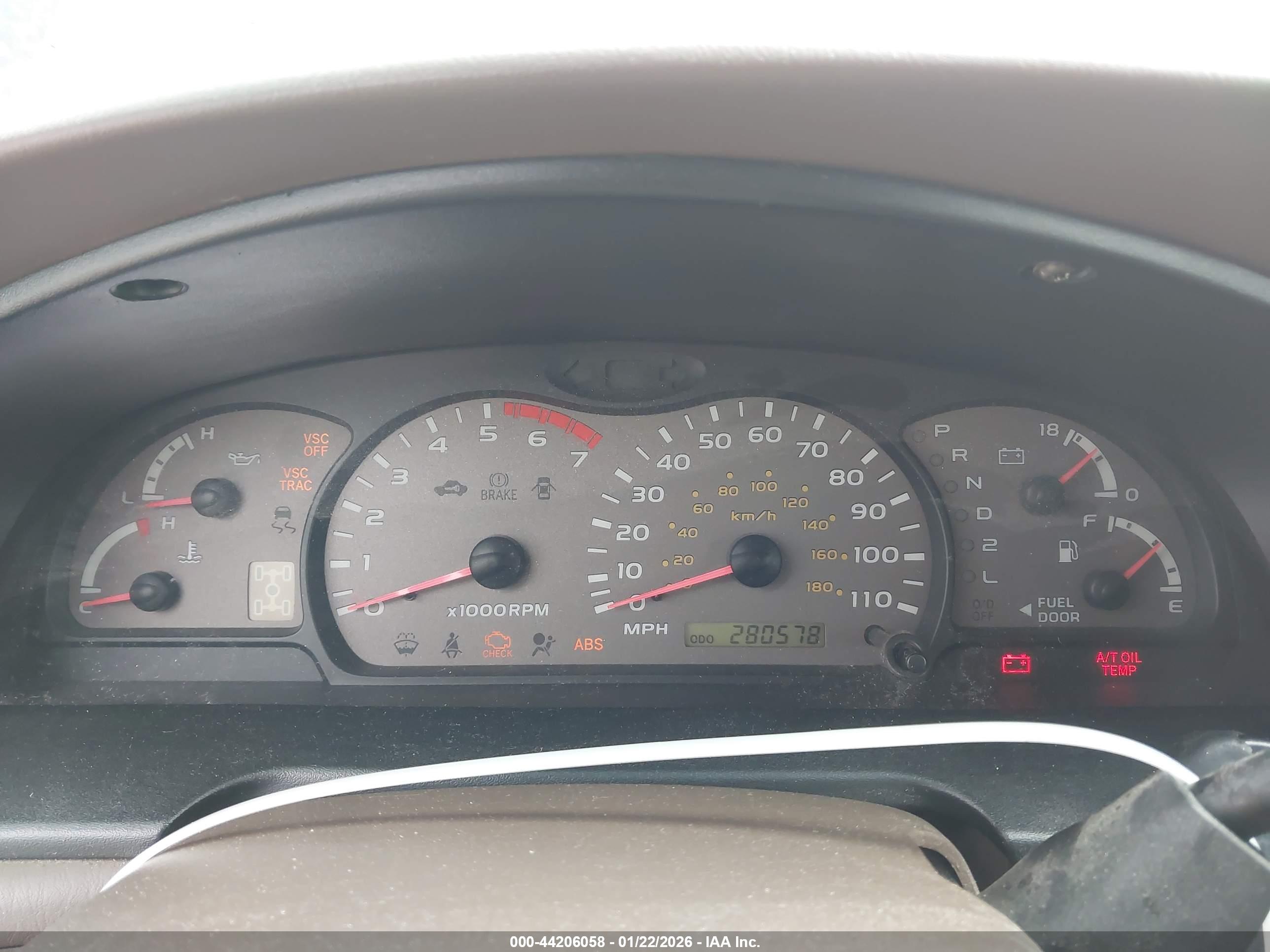 TOYOTA SEQUOIA image 7