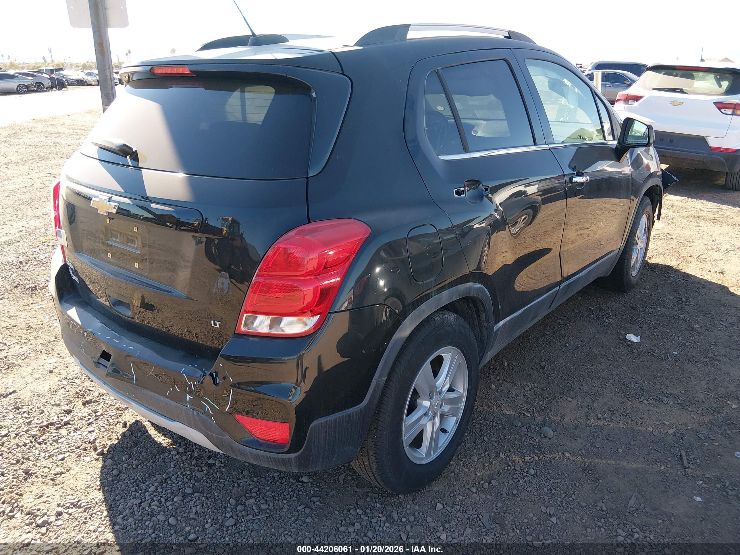CHEVROLET TRAX image 4