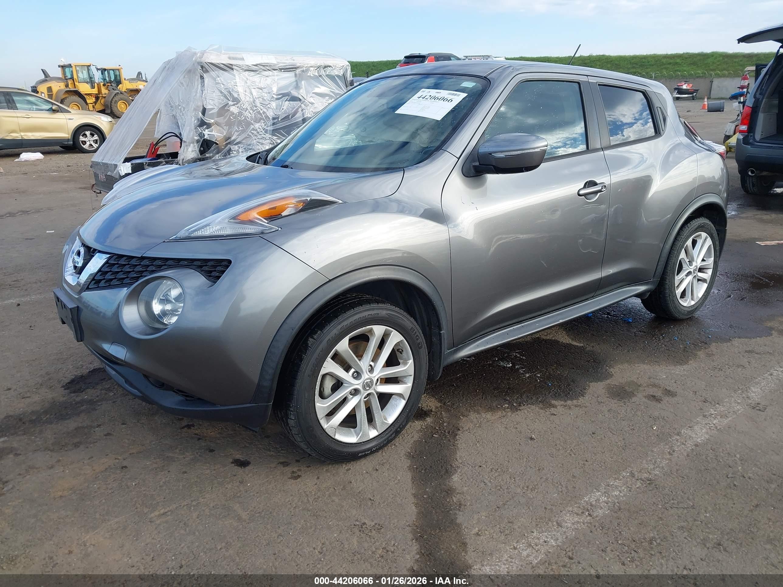 NISSAN JUKE image 2
