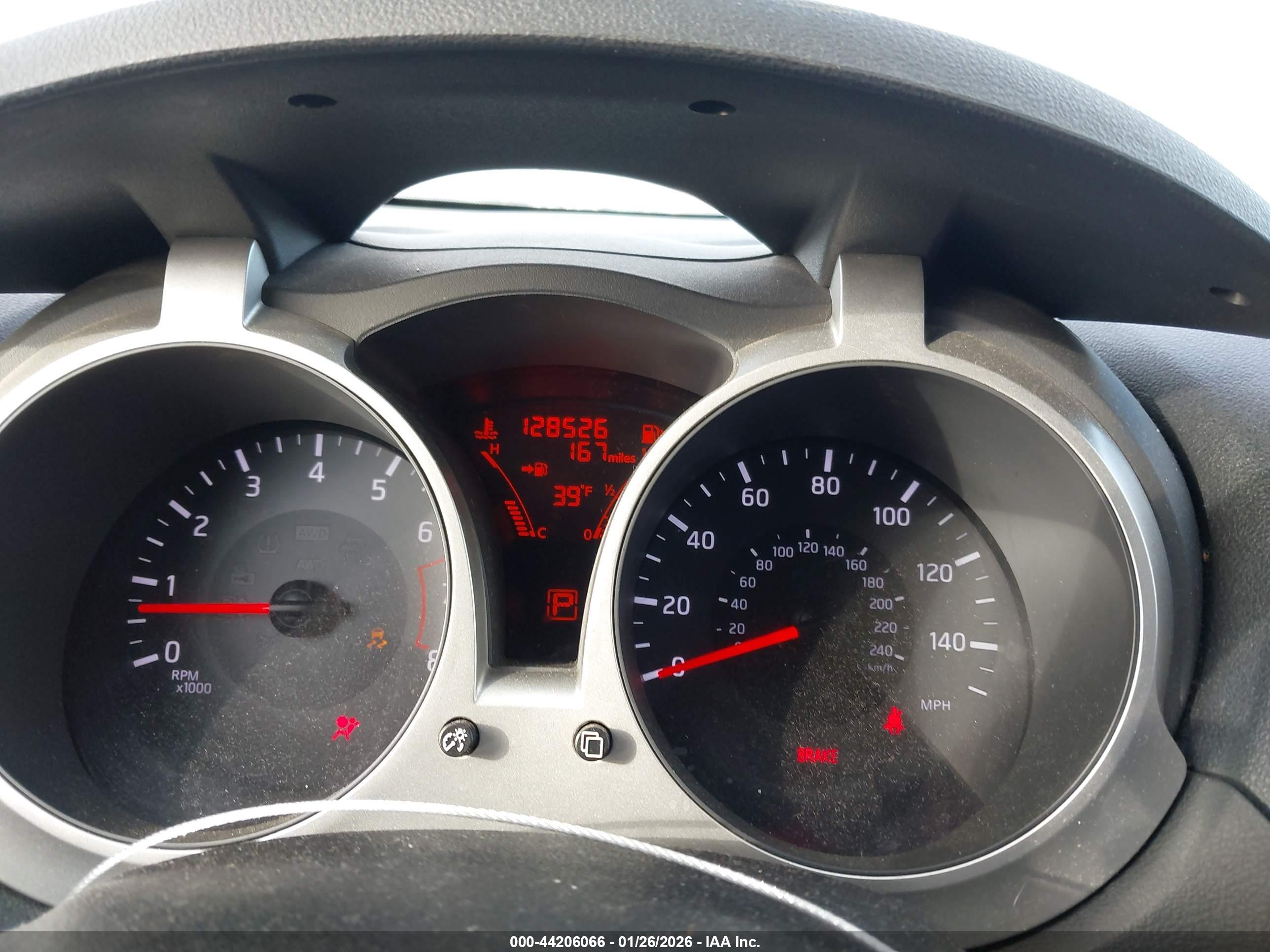 NISSAN JUKE image 7