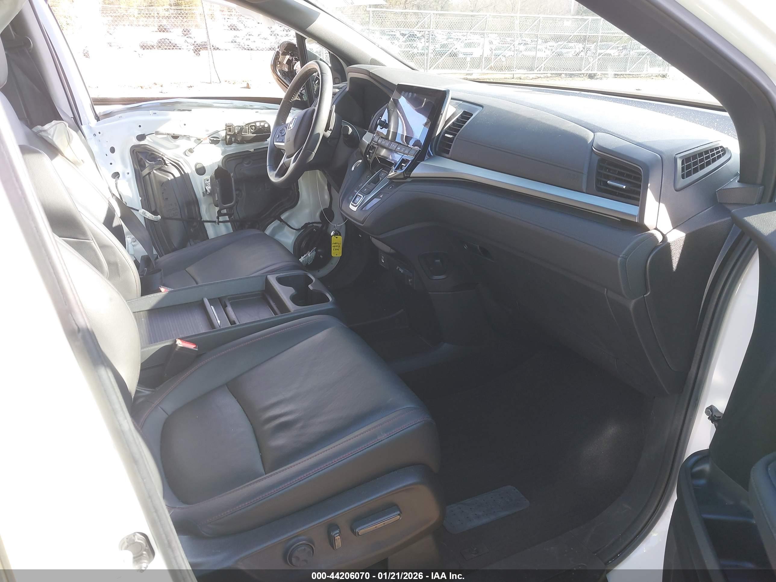HONDA ODYSSEY image 5