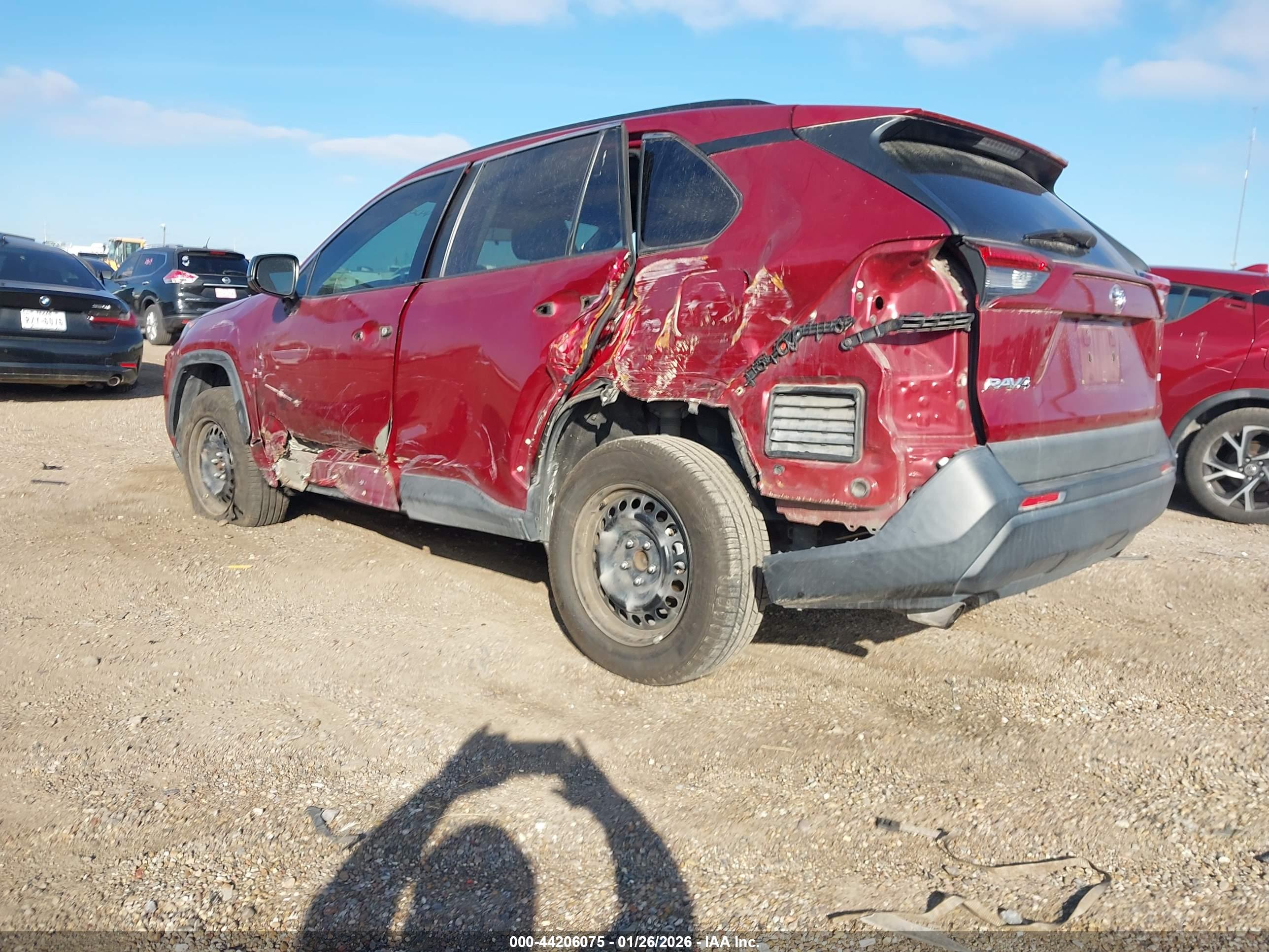 TOYOTA RAV4 image 3