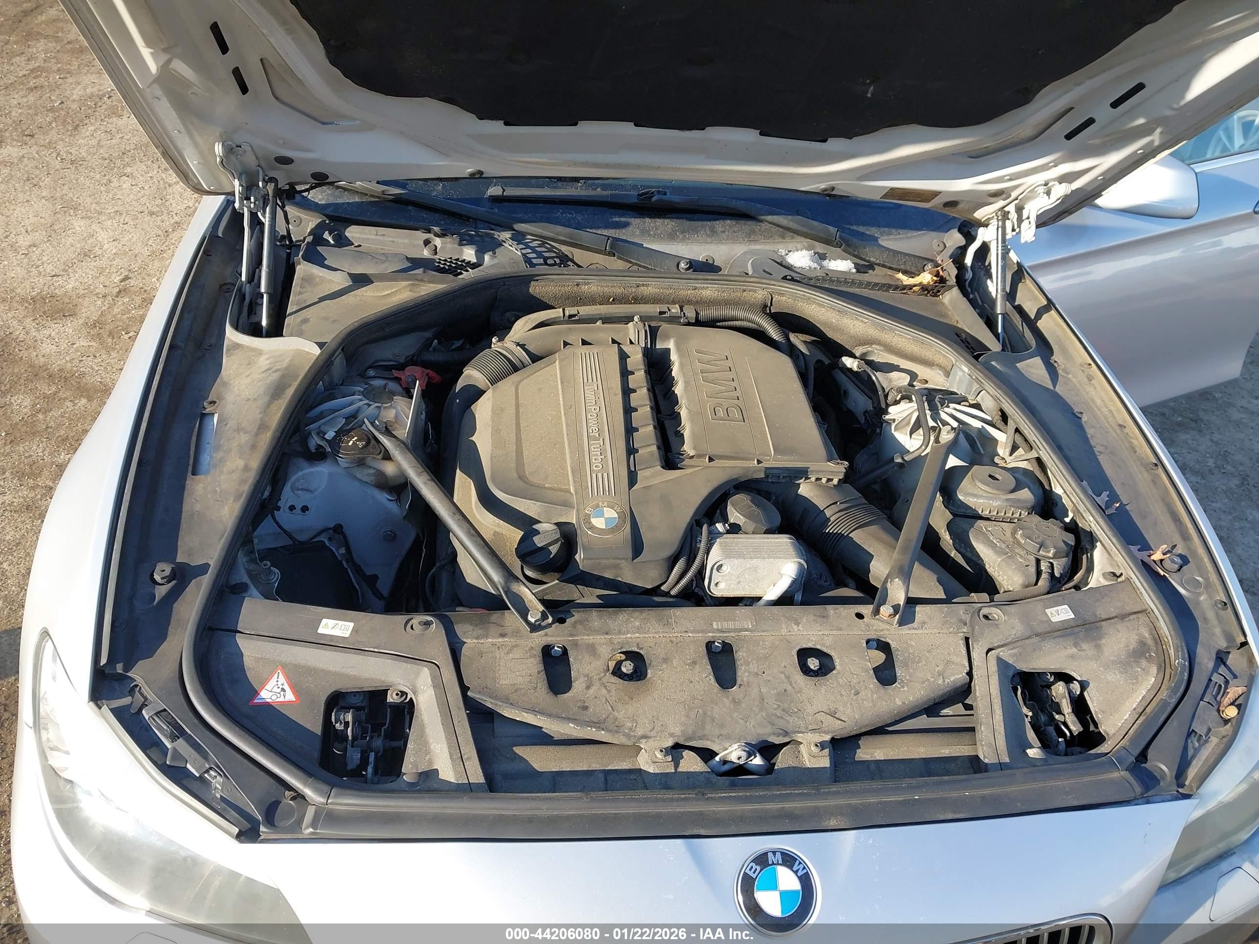 BMW 535I image 10