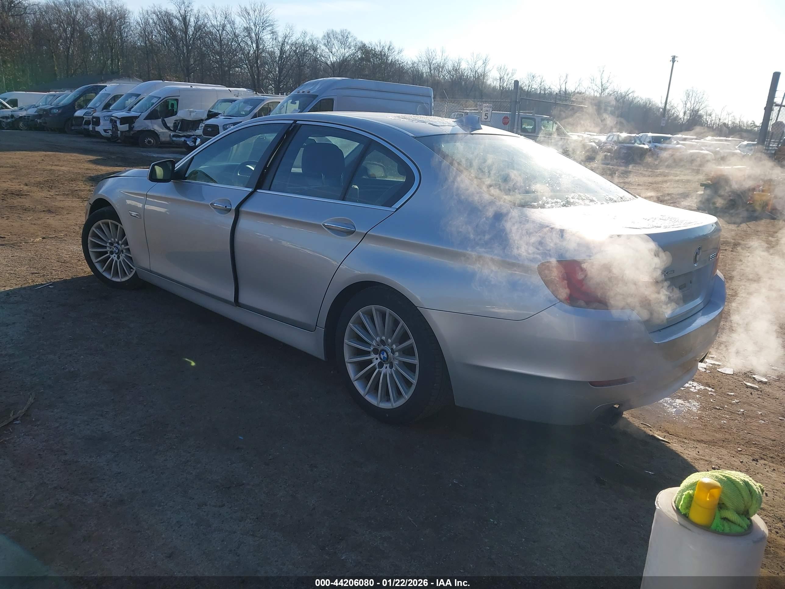 BMW 535I image 3