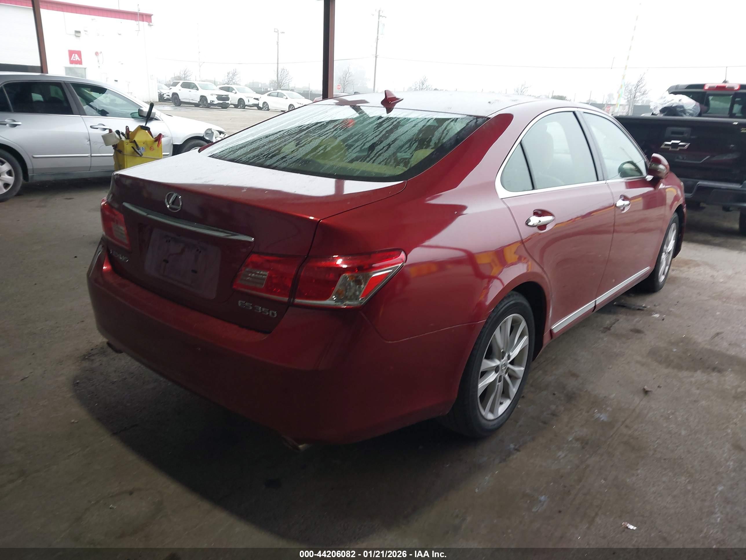 LEXUS ES image 4