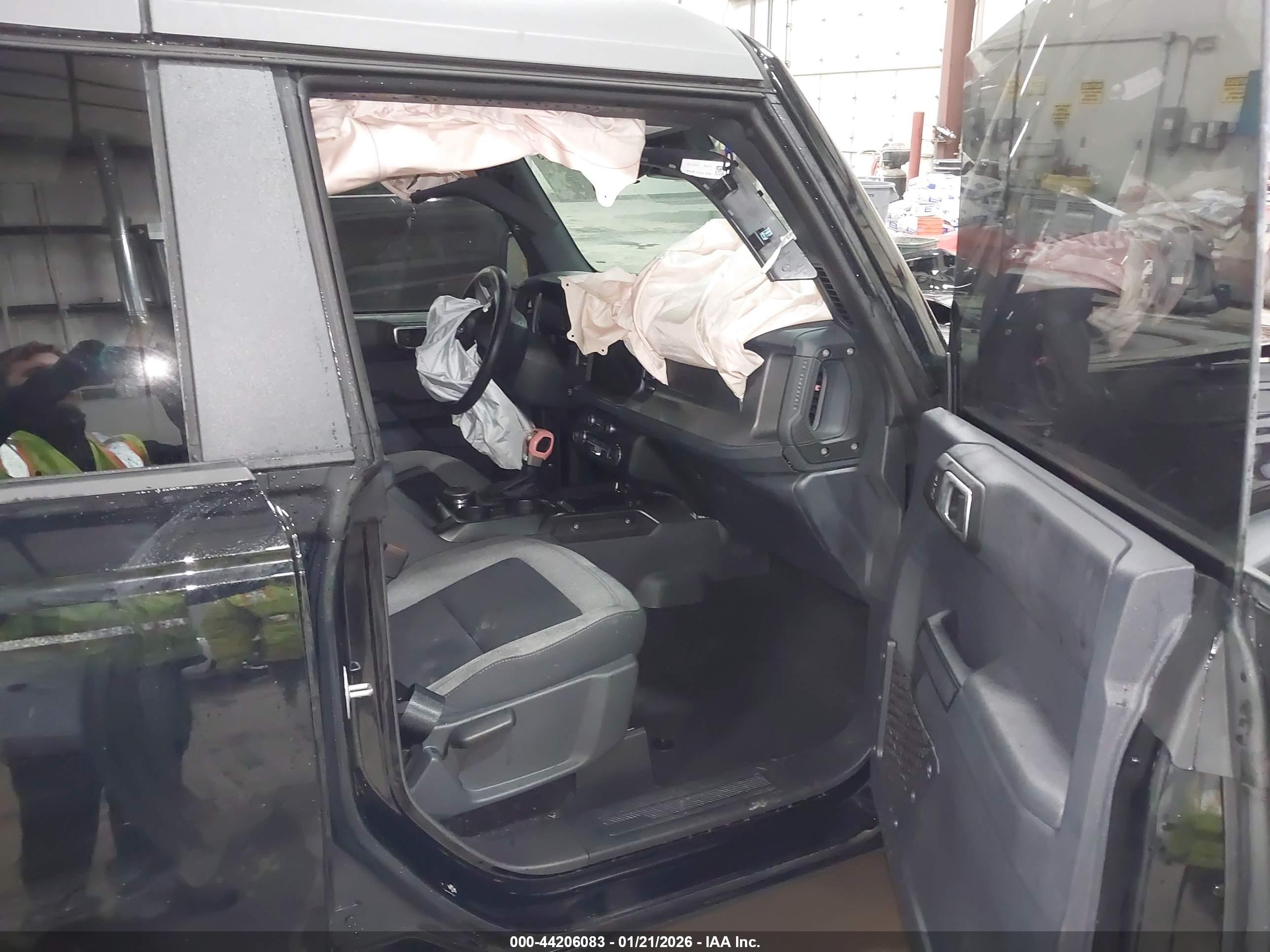 FORD BRONCO image 5