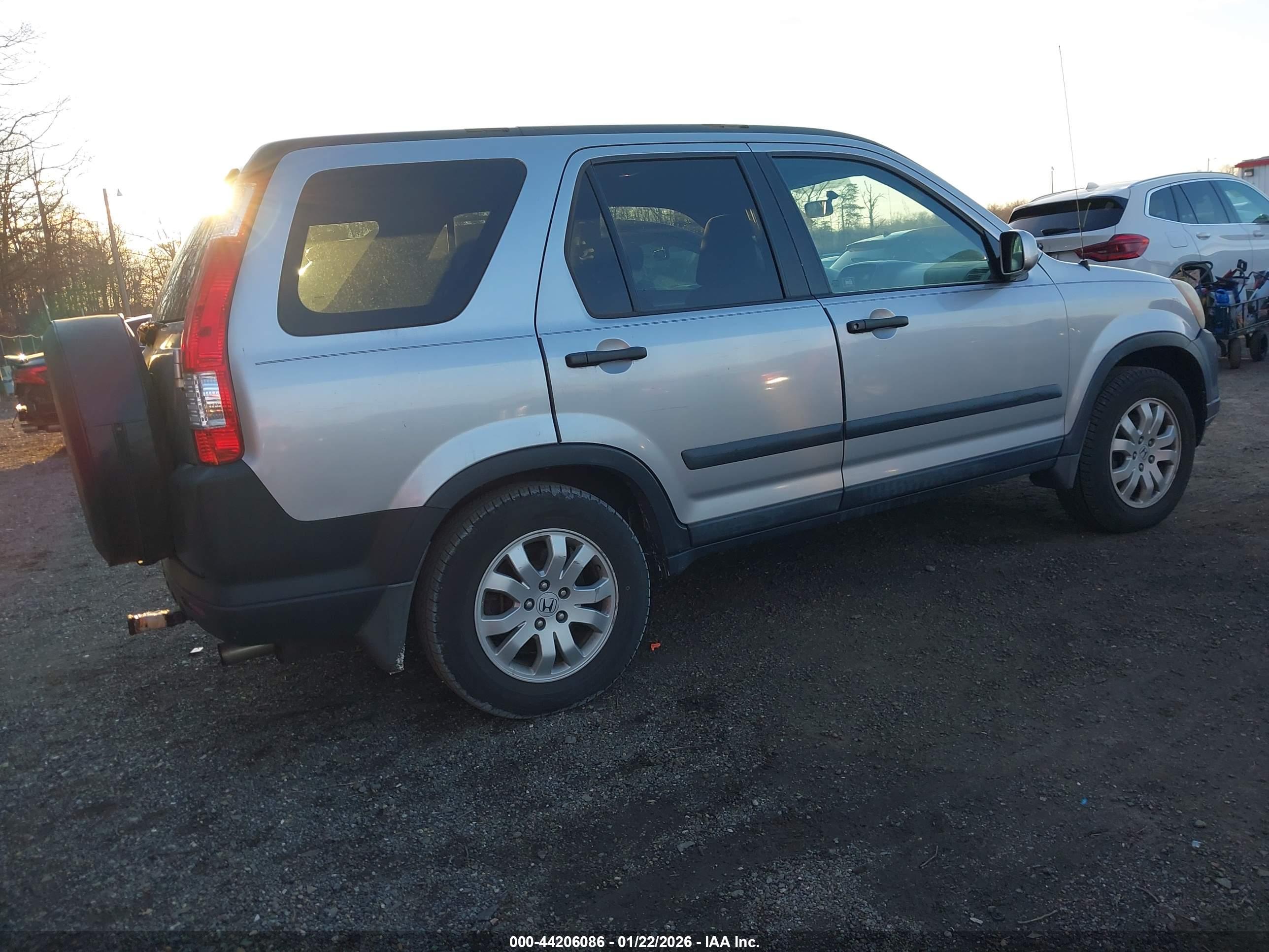 HONDA CR-V image 4