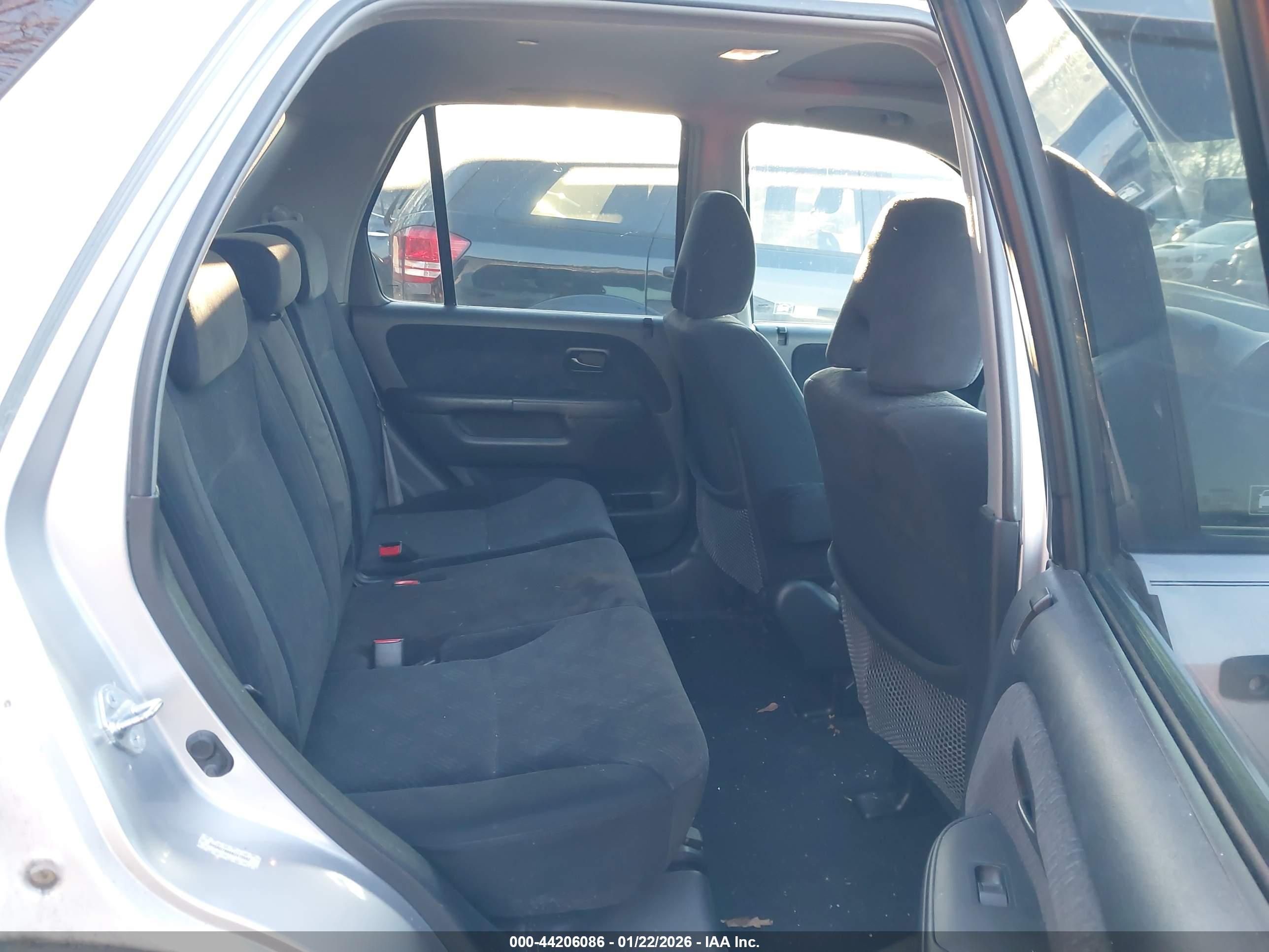 HONDA CR-V image 8