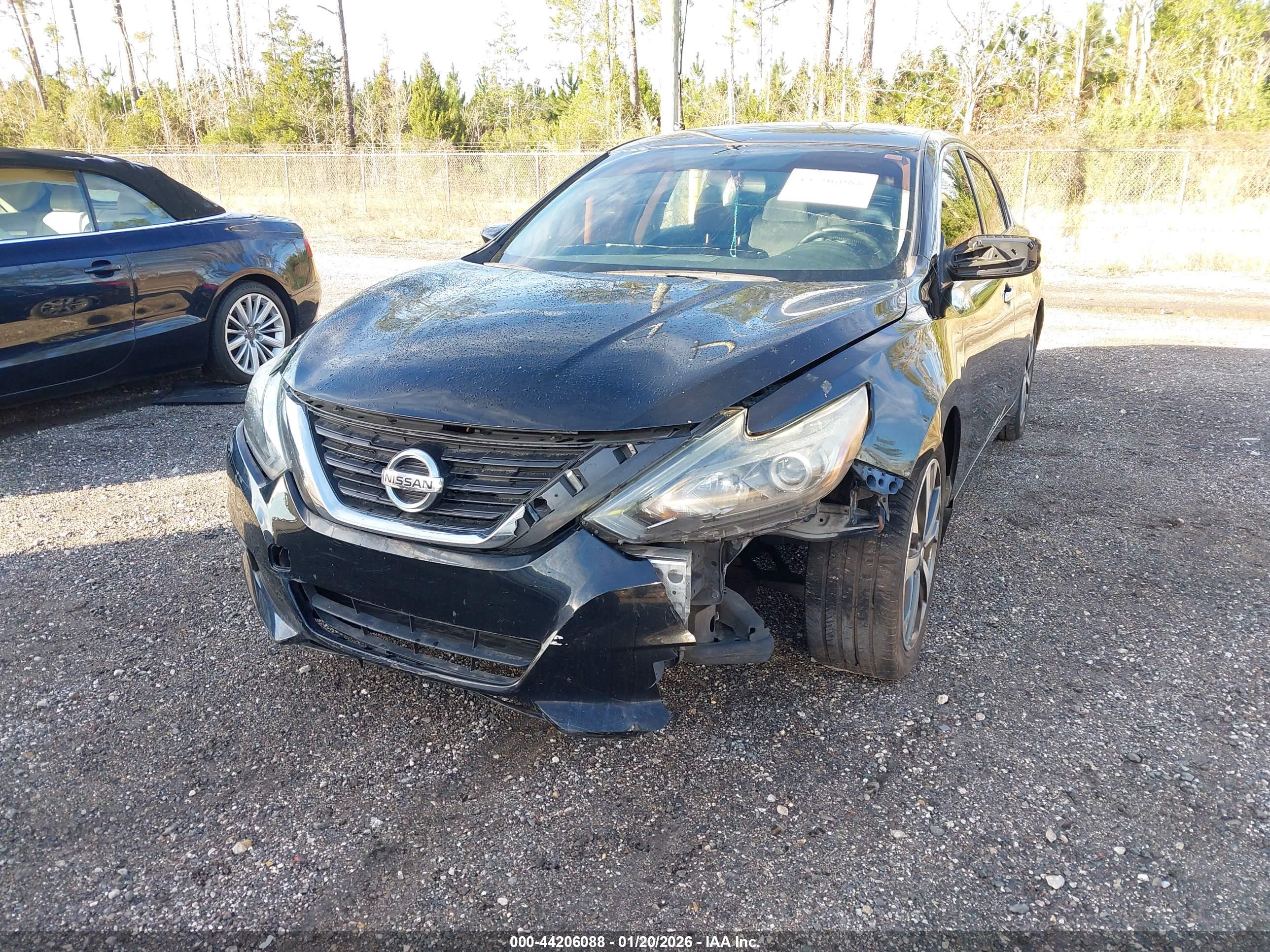 NISSAN ALTIMA image 6