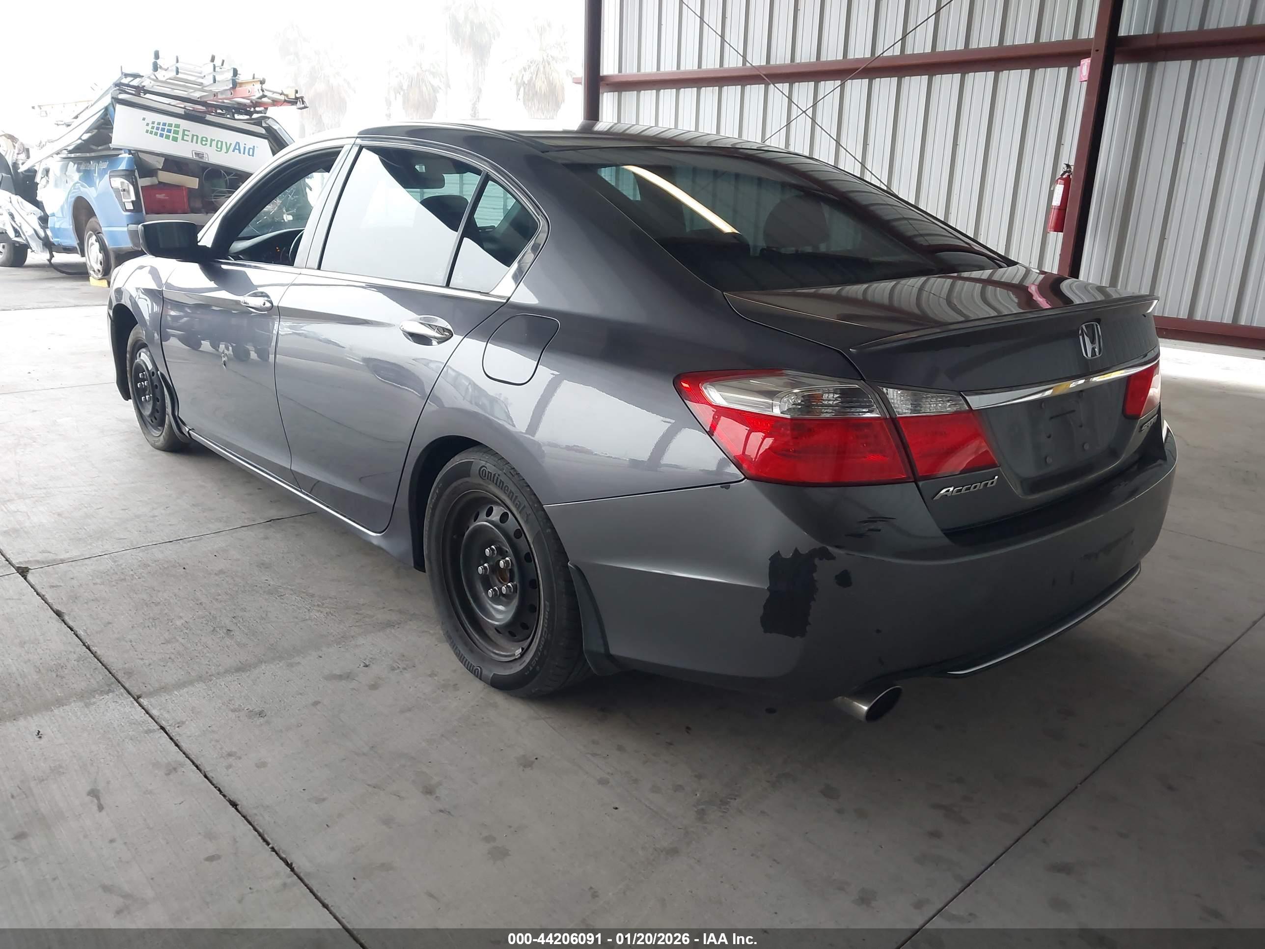 HONDA ACCORD image 3