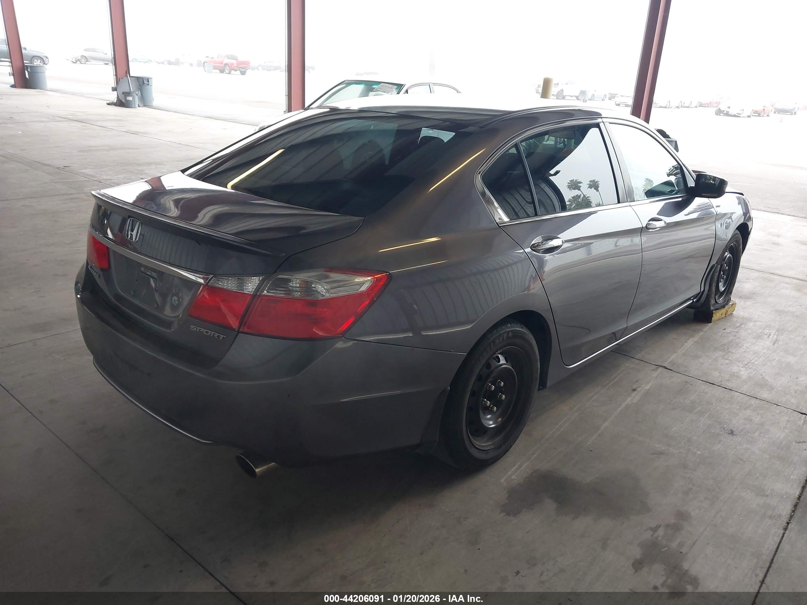 HONDA ACCORD image 4