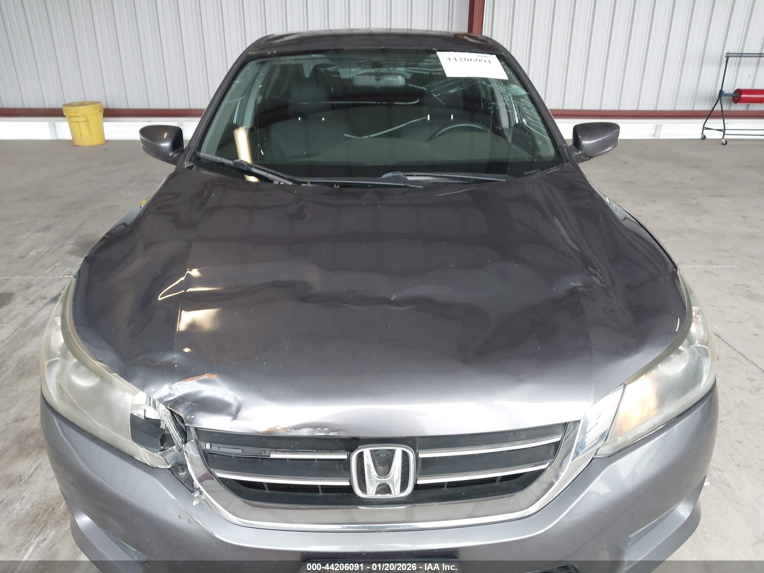 HONDA ACCORD image 6