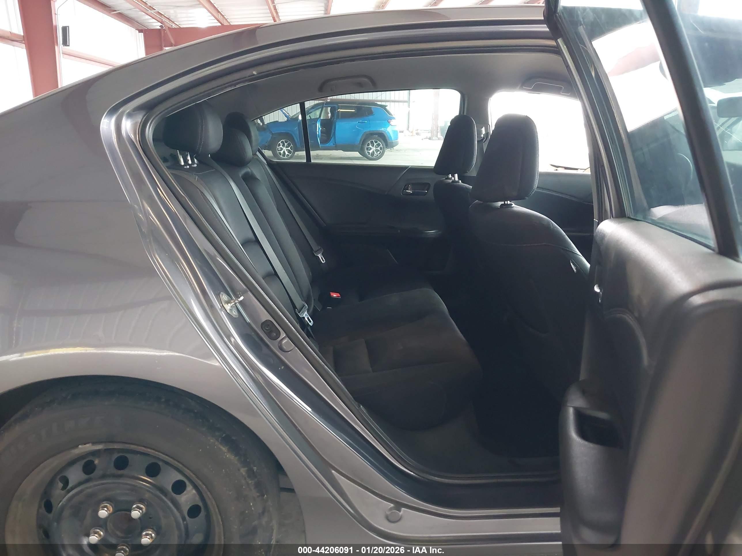 HONDA ACCORD image 8