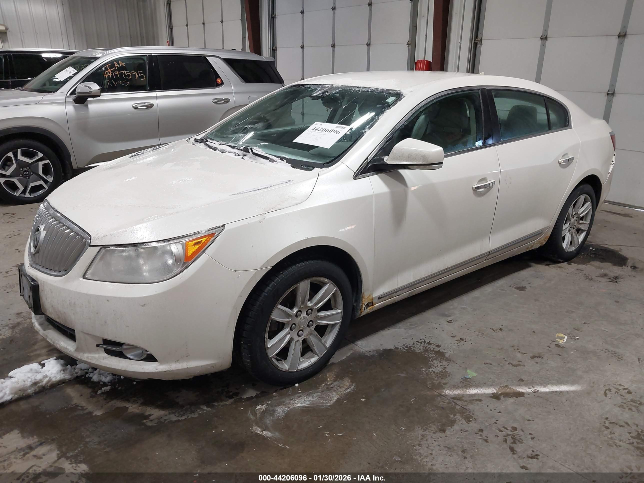 BUICK LACROSSE image 2