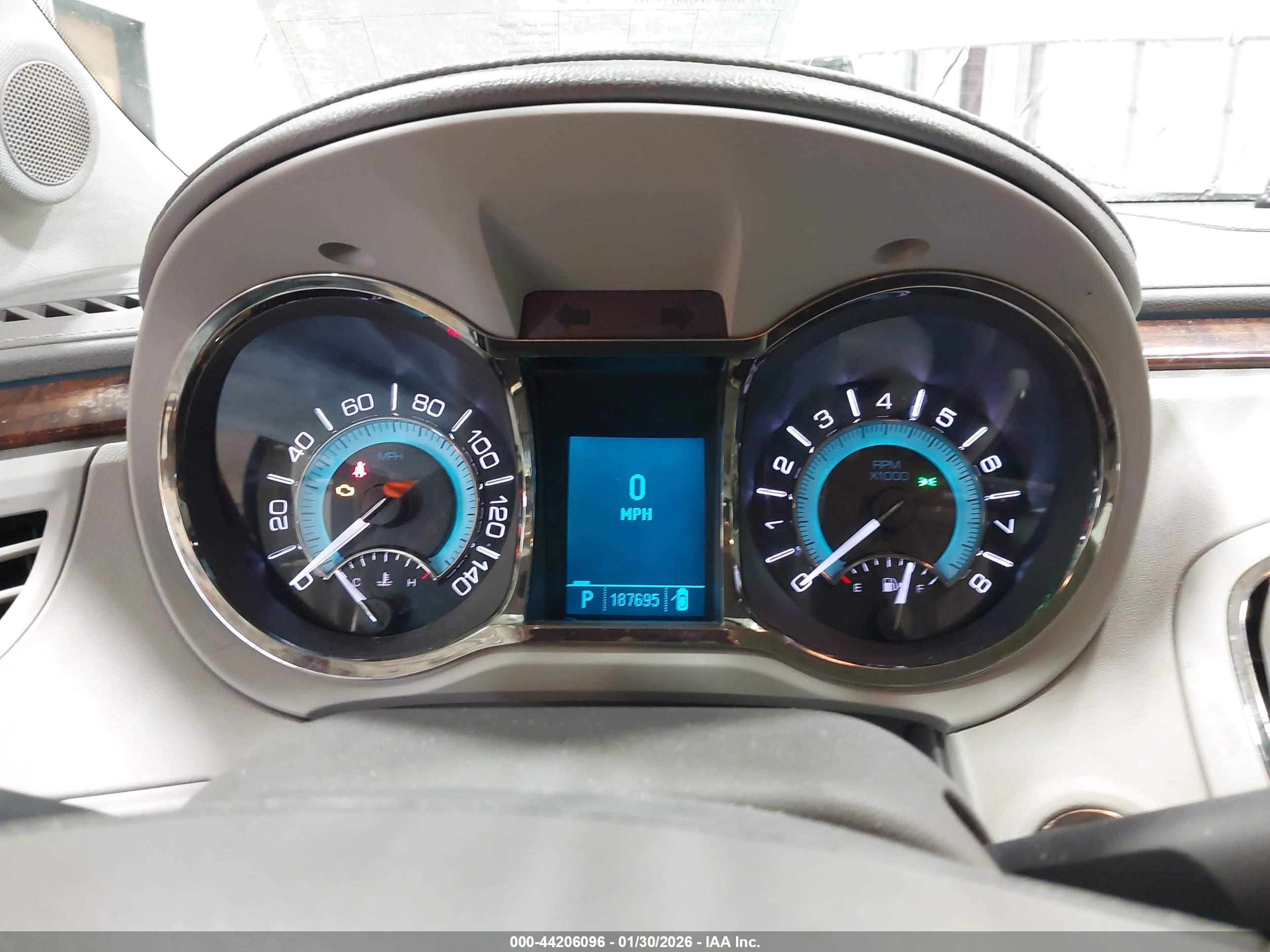 BUICK LACROSSE image 7