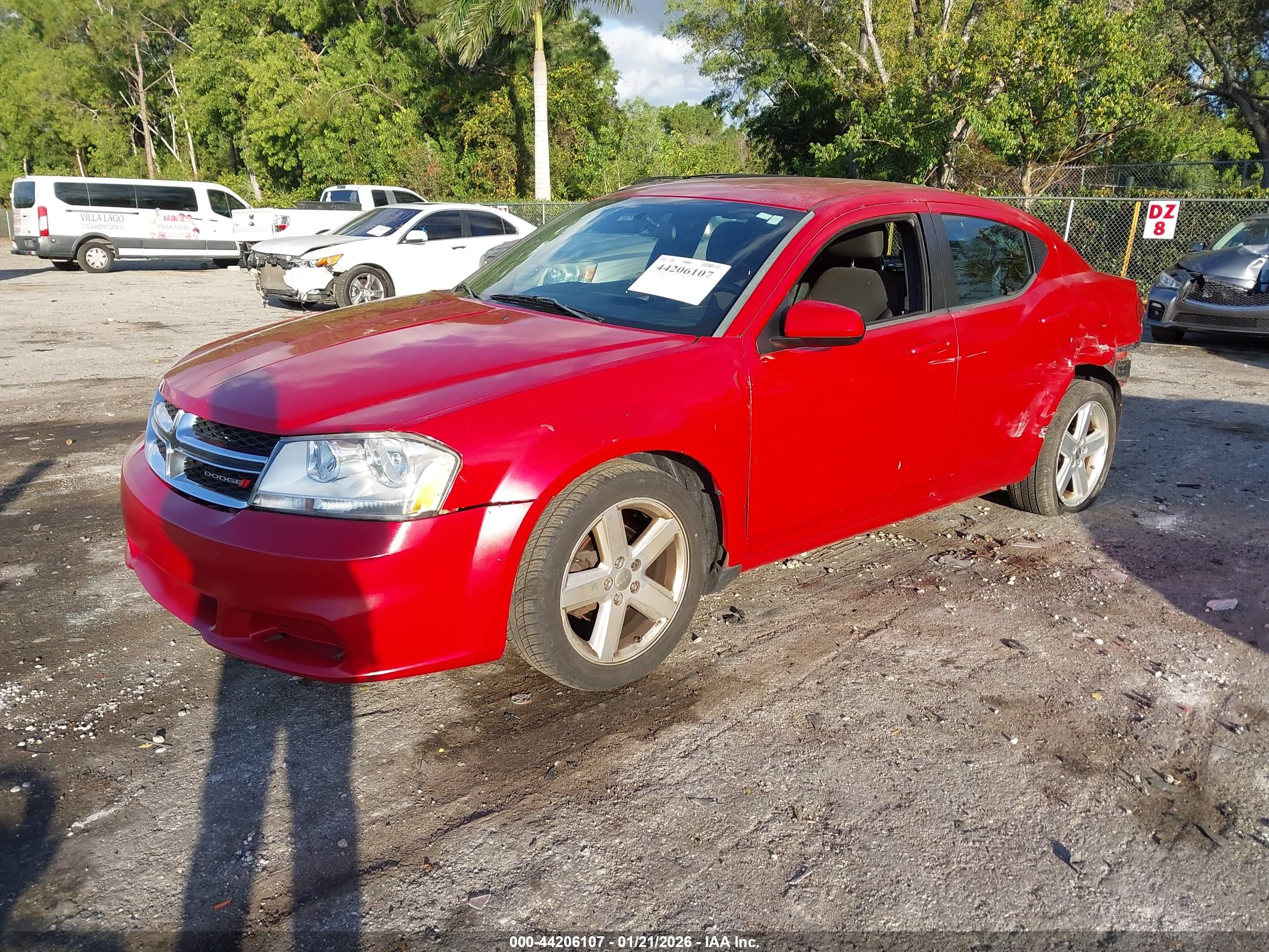 DODGE AVENGER image 2